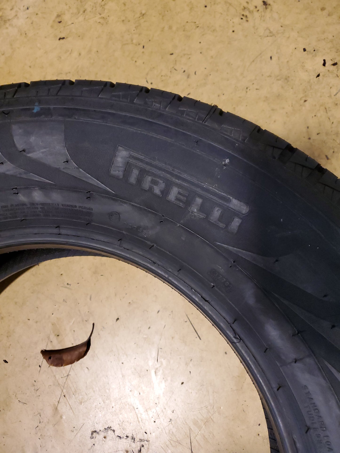 PIRELLI SCORPION STRA BSW P 255 70 18 112H ALL SEASON TIRE 1625500