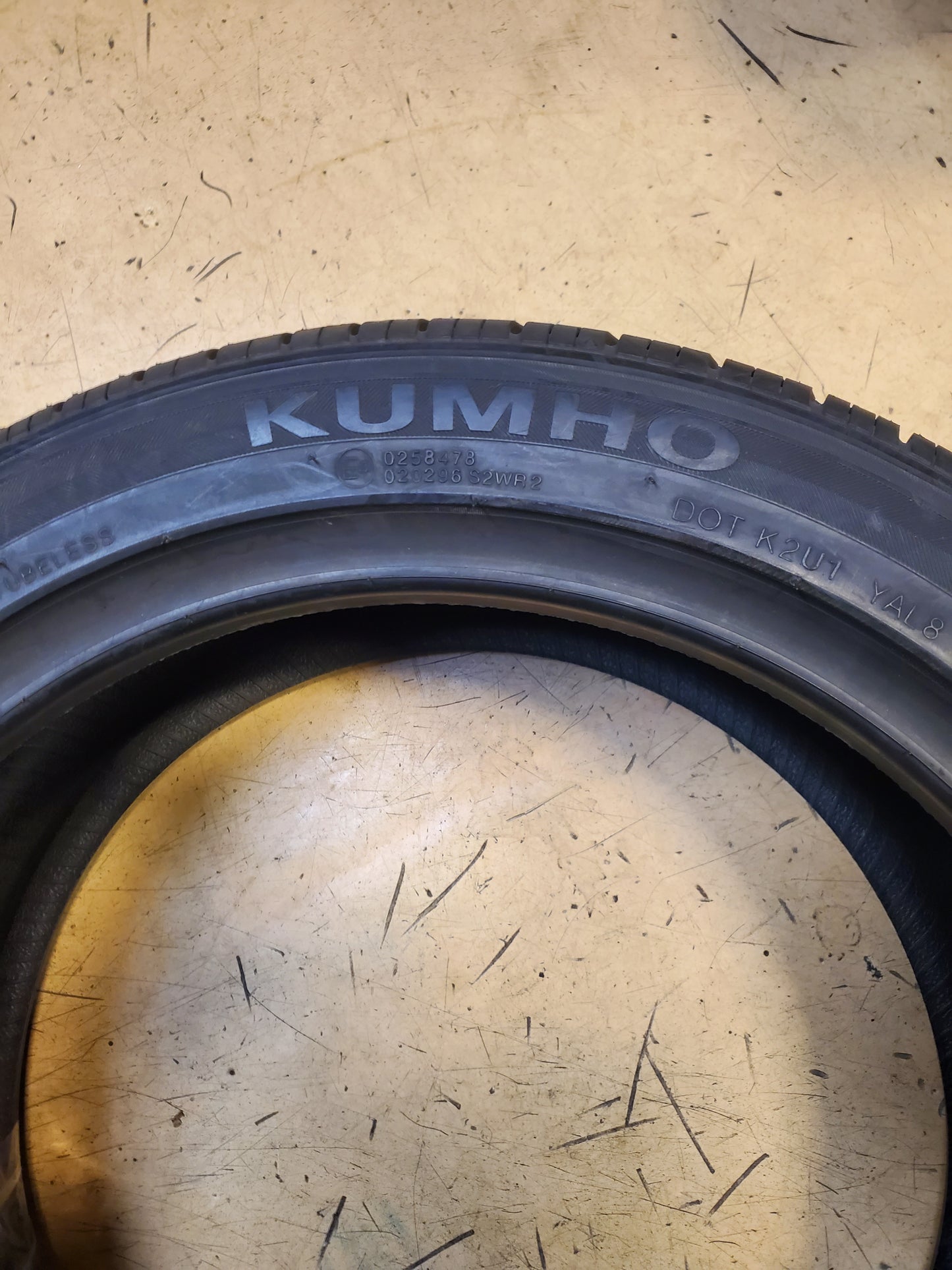 NOS KUMHO SOLUS KH25 BSW P 225 45 17 91H ALL SEASON TIRE 2141103
