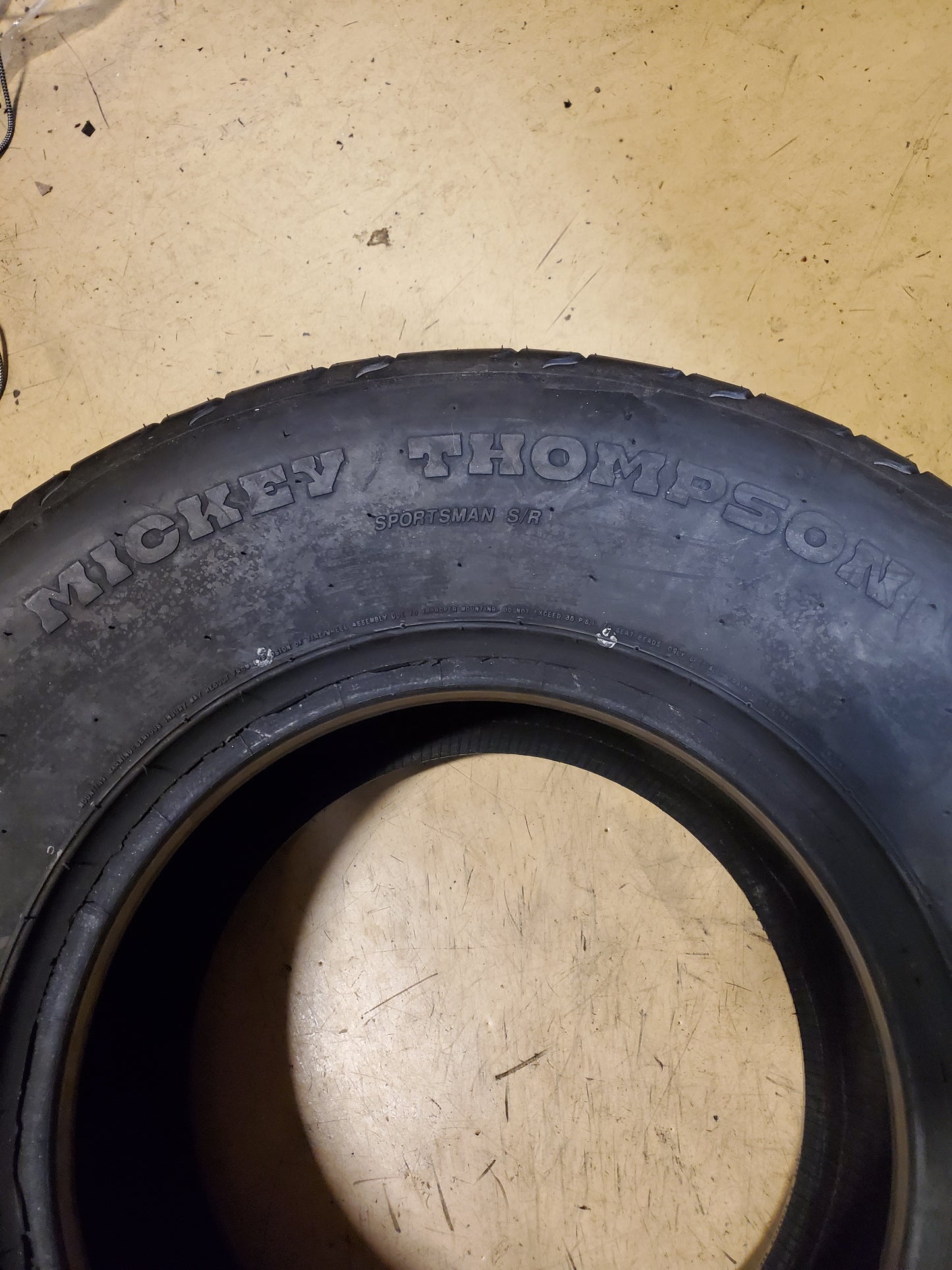 MICKEY THOMPSON SPORTSMAN S/R BSW LT 30 12 15 99H COMPETITION TIRE 321040004