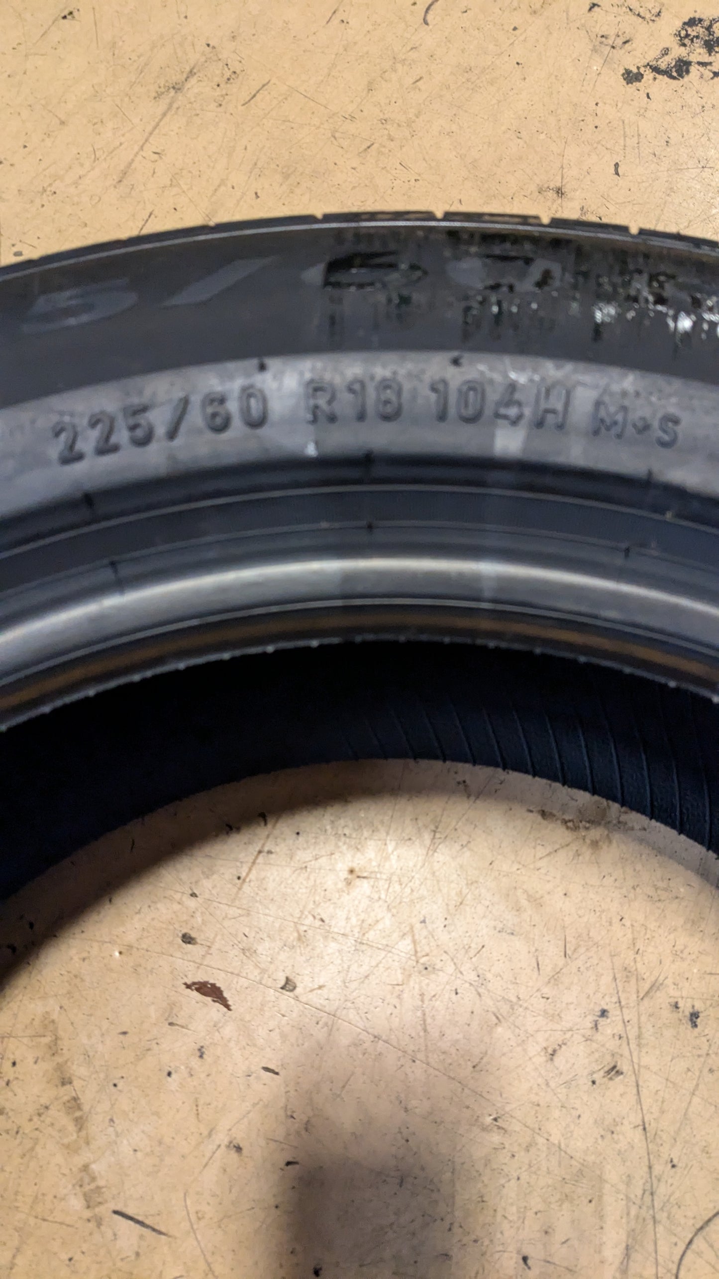 PIRELLI  CINTERATO P7 A/S BSW P 225 60 18 104H XL ALL SEASON TIRE 2617600