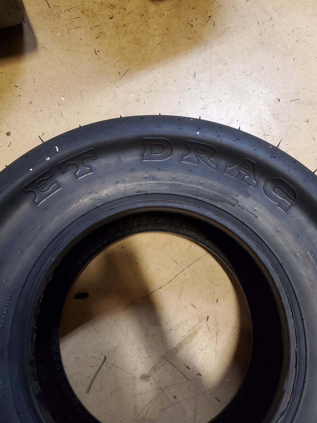 MICKEY THOMPSON ET DRAG WL 28 10.5 15S DRAG TIRE 90000000851