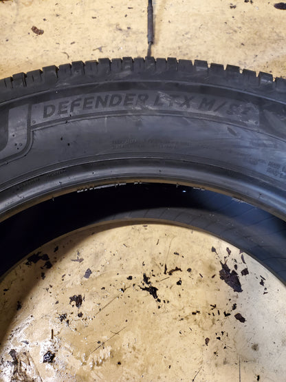 MICHELIN DEFENDER LTX M/S2 BSW LT 275 60 22 125/122S 10PLY ALL SEASON TIRE 16553
