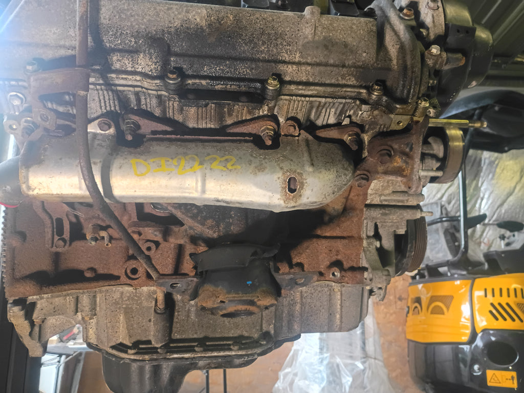 USED GENUINE ENGINE MOTOR 01-04 TOYOTA 4.7L V8 2UZ-N83FC