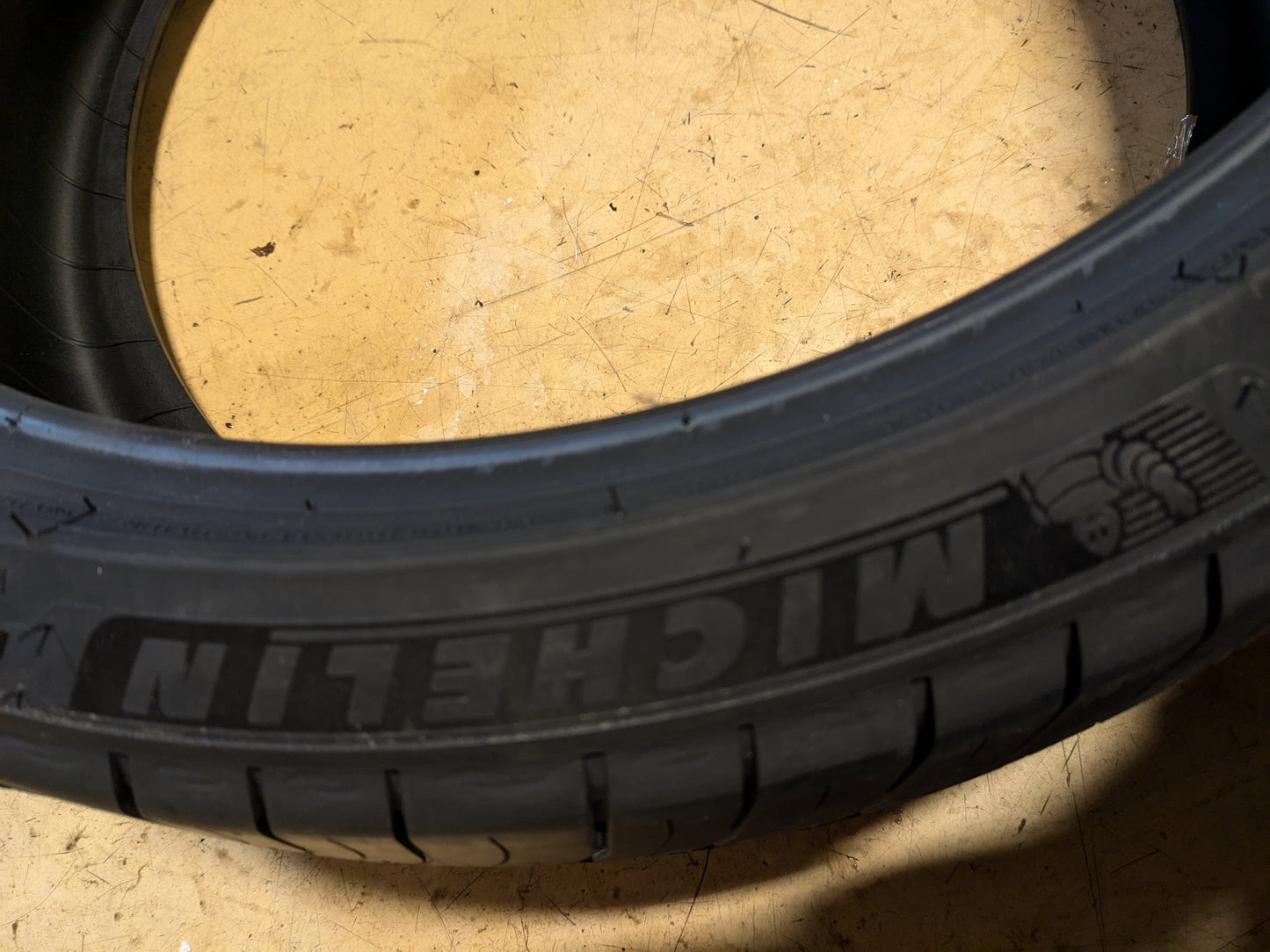 MICHELIN PRIMACY TOUR A/S BSW P 275 35 21 103V ALL SEASON TIRE 23675