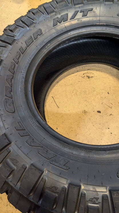 NITTO TRAIL GRAPPLER M/T BSW LT 35 12.5 17 121Q 10PLY MUD TERRAIN TIRE 205730