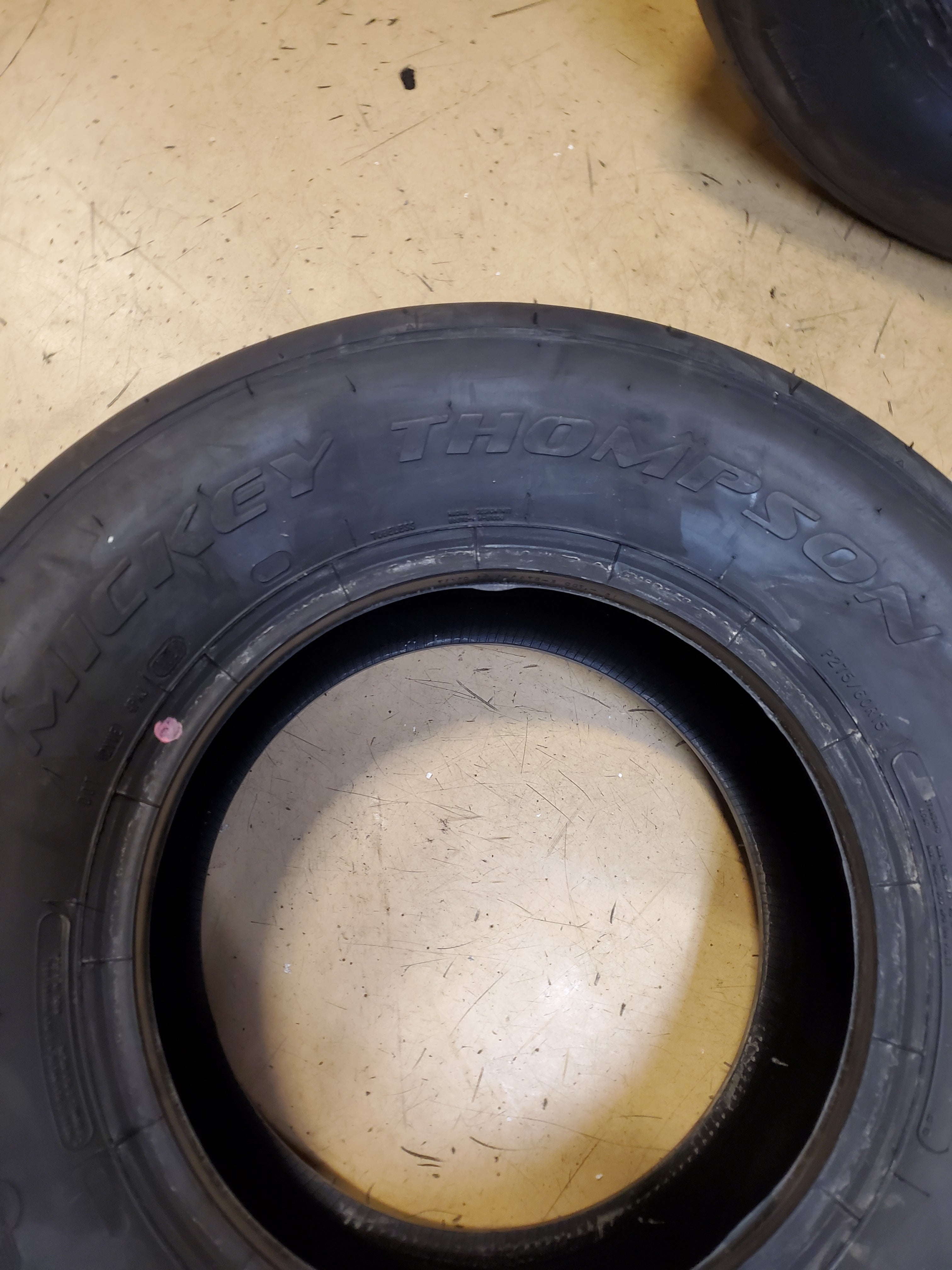 MICKEY THOMPSON ET STREET R BSW P 275 60 15 TRACK COMPETITION TIRE 315085004