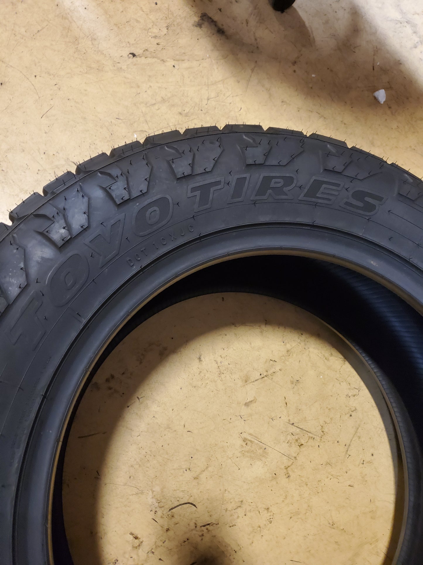 TOYO OPEN COUNTRY A/T III BSW P 255 60 18 112T XL ALL TERRAIN TIRE 356890