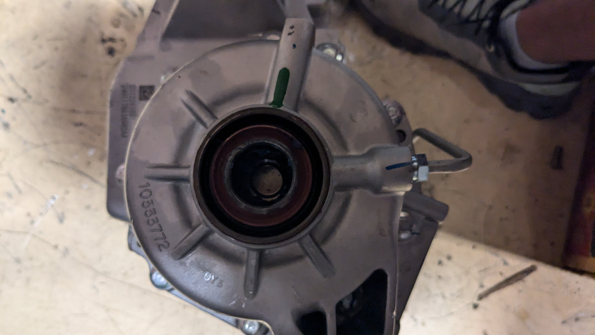 GENUIINE GM CARRIER DIFFERENTIAL 17-19 BUICK LACROSSE 19-23 CADILLAC XT4 86506324