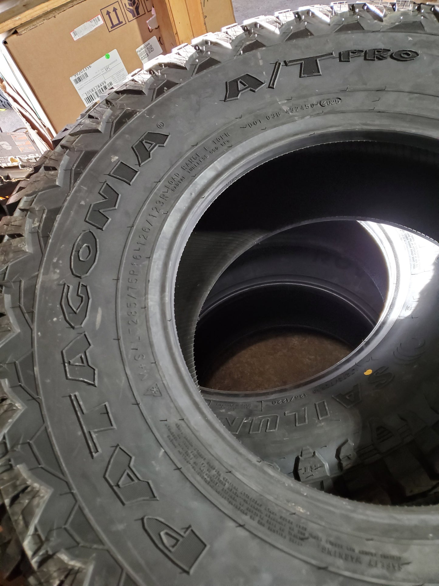 MILESTAR PATAGONIA  A/T PRO BSW LT 285 75 16 126/123R 10PLY ALL TERRAIN TIRE 22789027