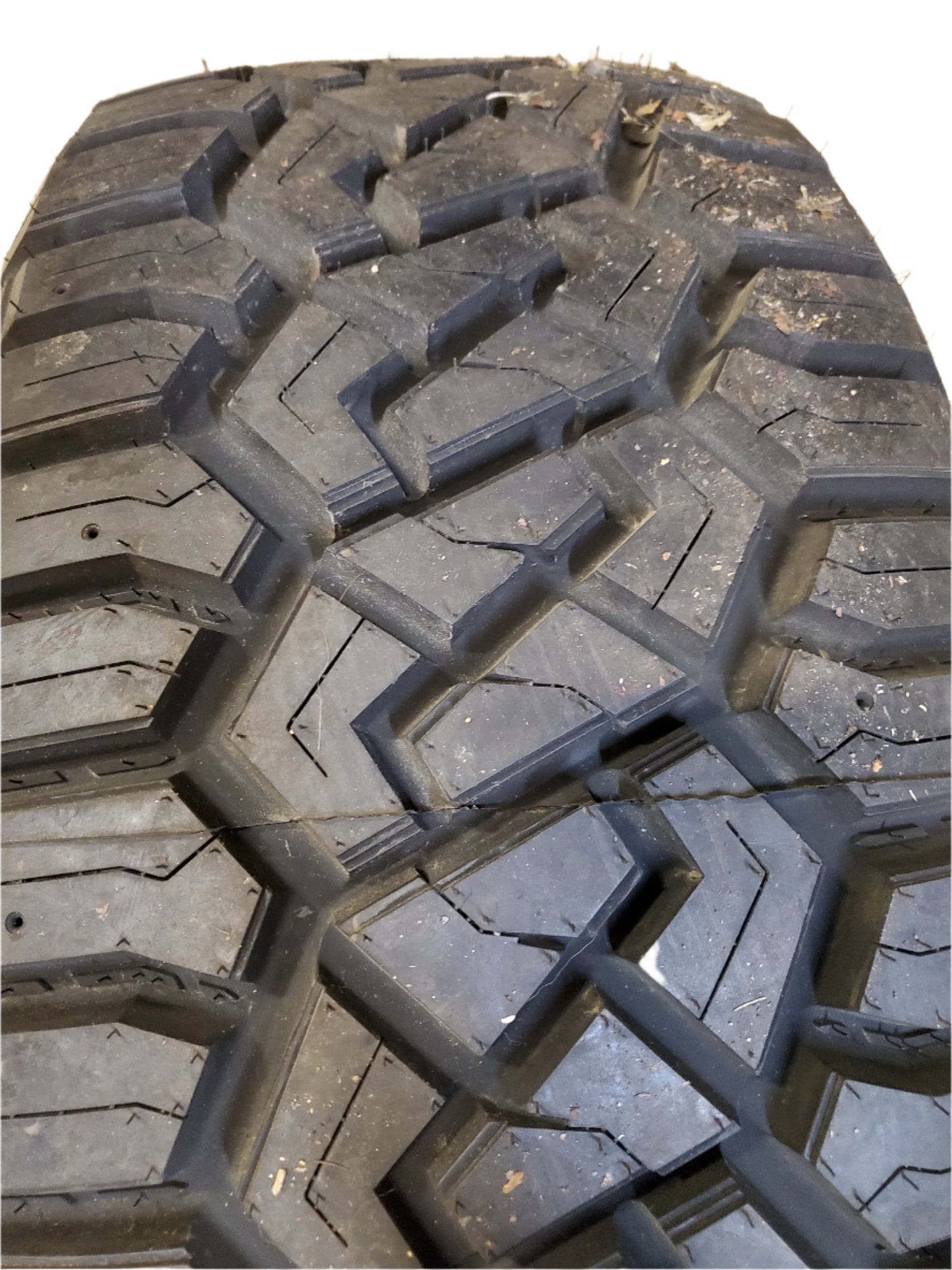 PRINX HICOUNTRY R/T HR1 LT 33 12.5 20 119Q 12PLY RUGGED TERRAIN TIRE 9315250156