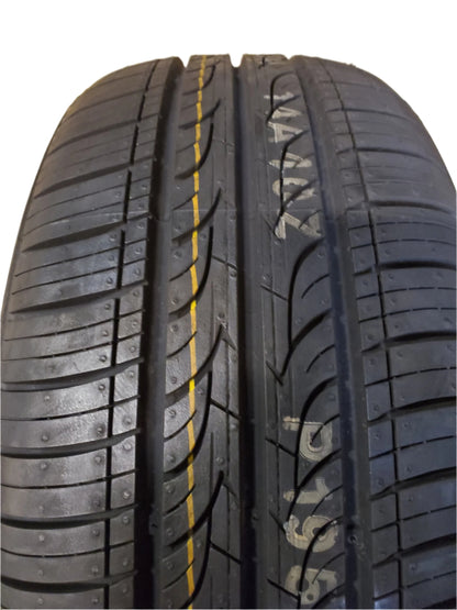 KUMHO SOLUS KH25 BSW P 195 50 16 83H ALL SEASON TIRE 2141143