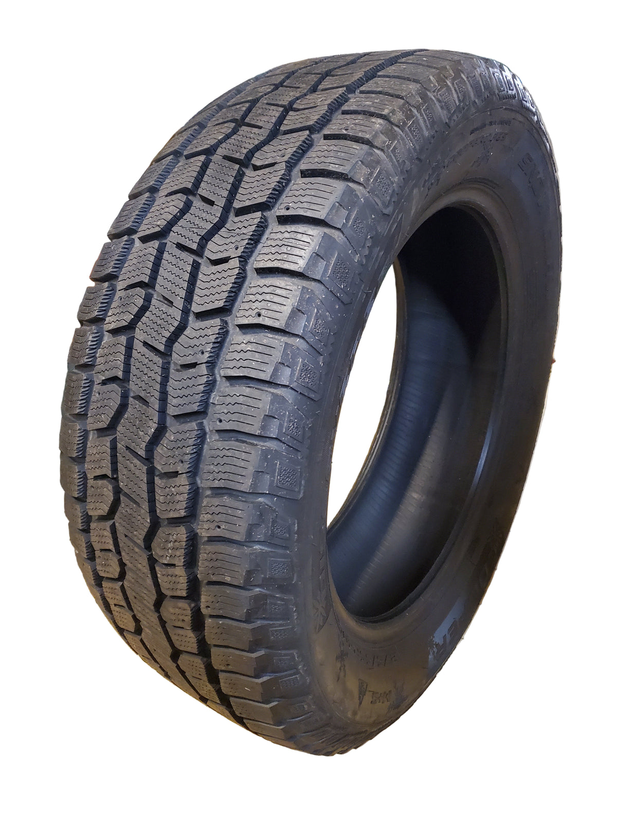 COOPER DISCOVERER SNOW CLAW BSW P 275 55 20 117T XL WINTER TIRE 171106004