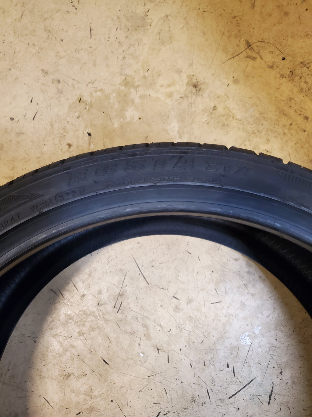 KUMHO ECSTA STX KL12 BSW P 265 35 22 102W XL UHP TIRE 1851713