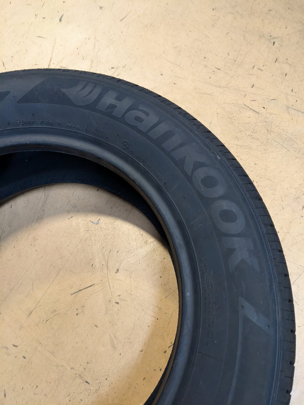 HANKOOK KINERGY GT P 215 60 16 95T ALL SEASON TIRES 1014971
