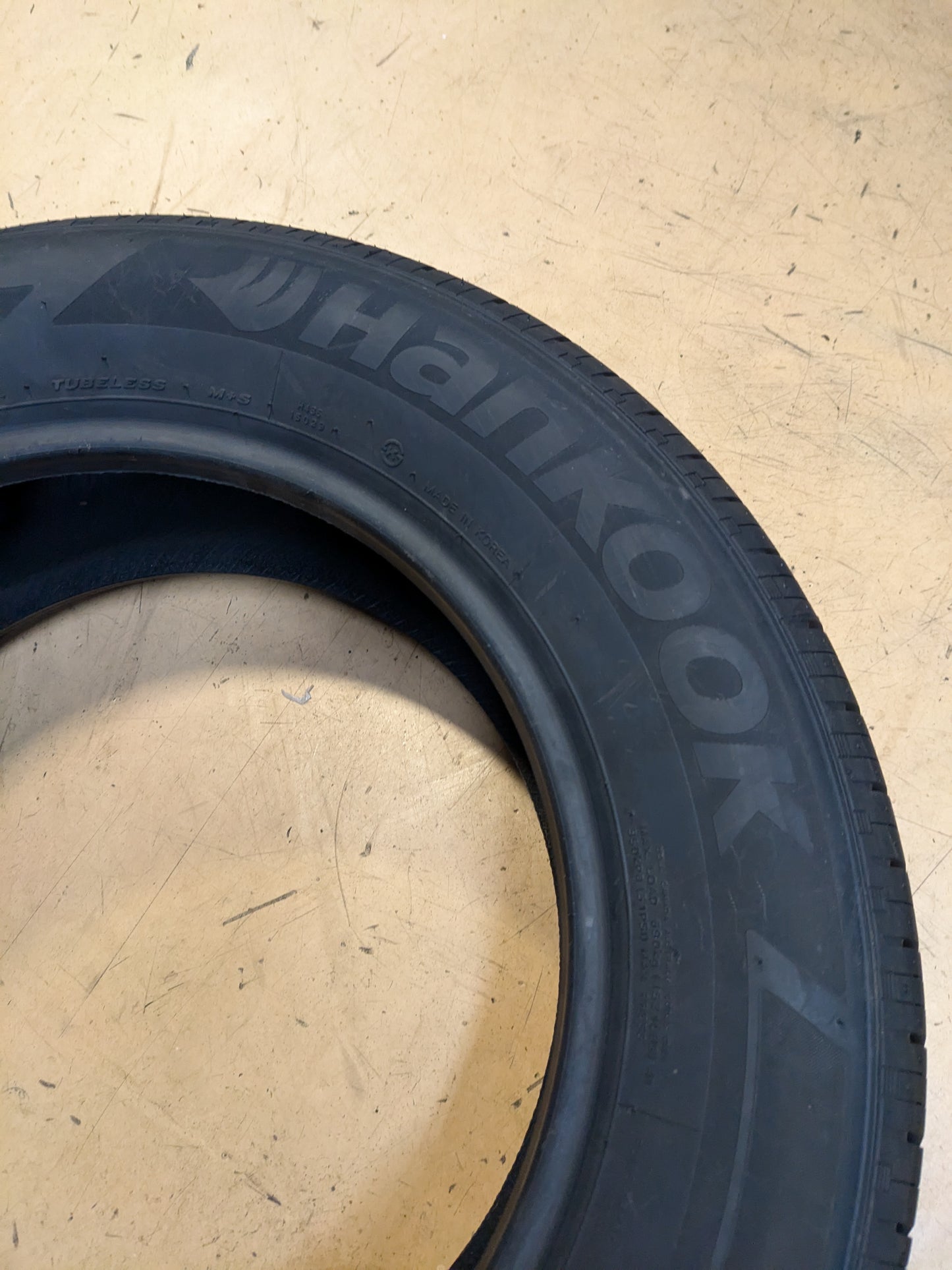 HANKOOK KINERGY GT P 215 60 16 95T ALL SEASON TIRES 1014971