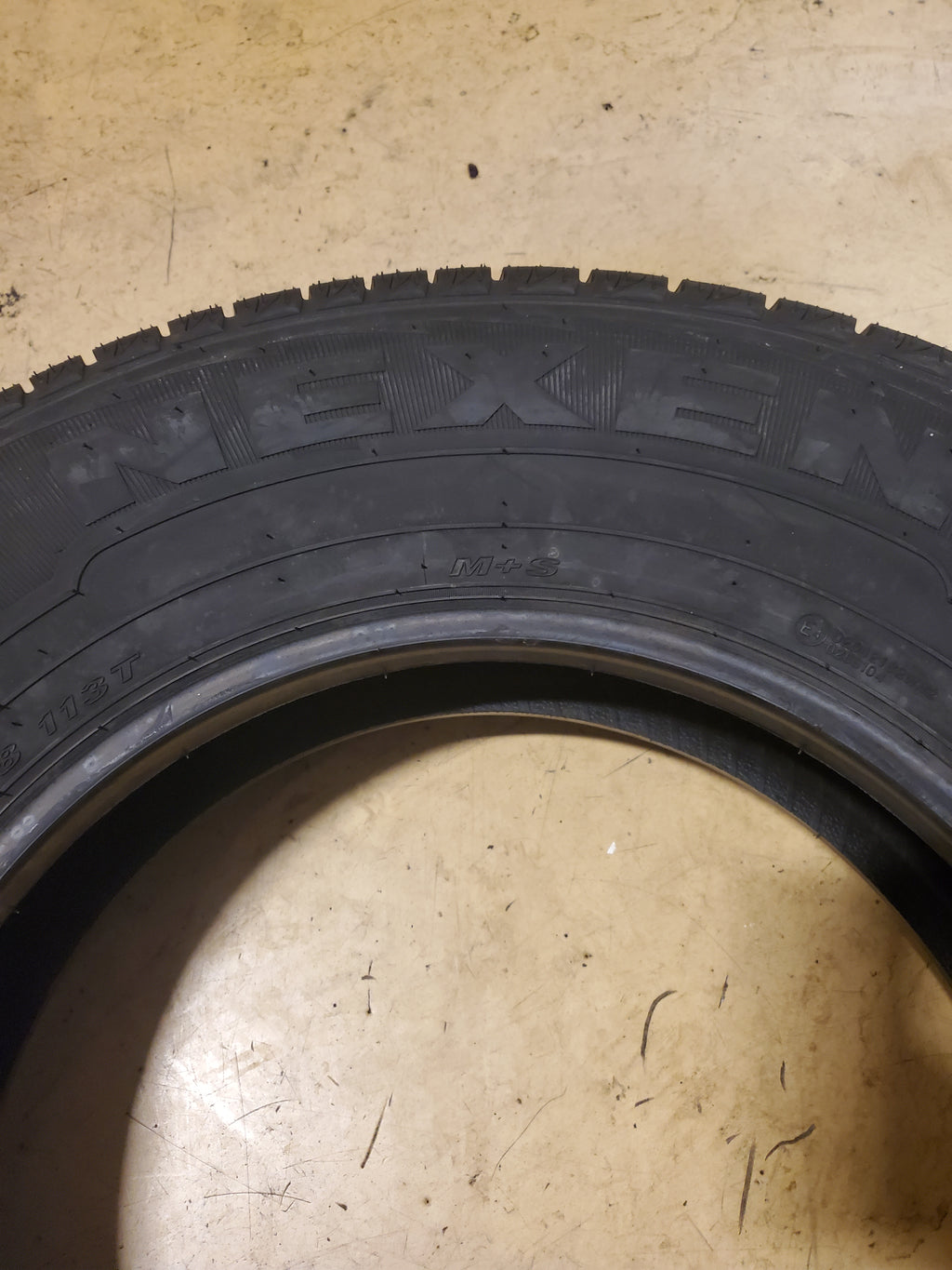 NOS 2 NEXEN ROADIAN HTX RH5 BSW P 255 70 18 113T HIGHWAY 13134NXK