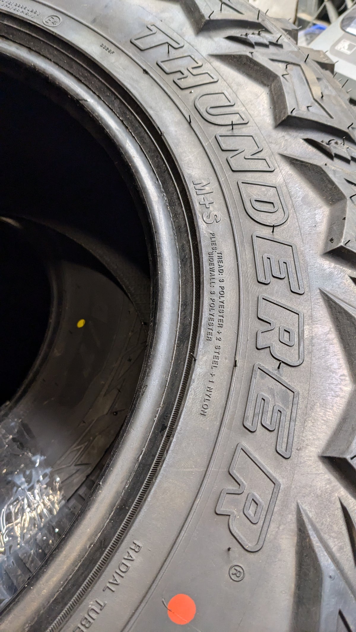 THUNDERER TRAC GRIP M/T R408 BSW LT 33 12.5 18 122Q 12PLY MUD TERRAIN TIRE TH2500