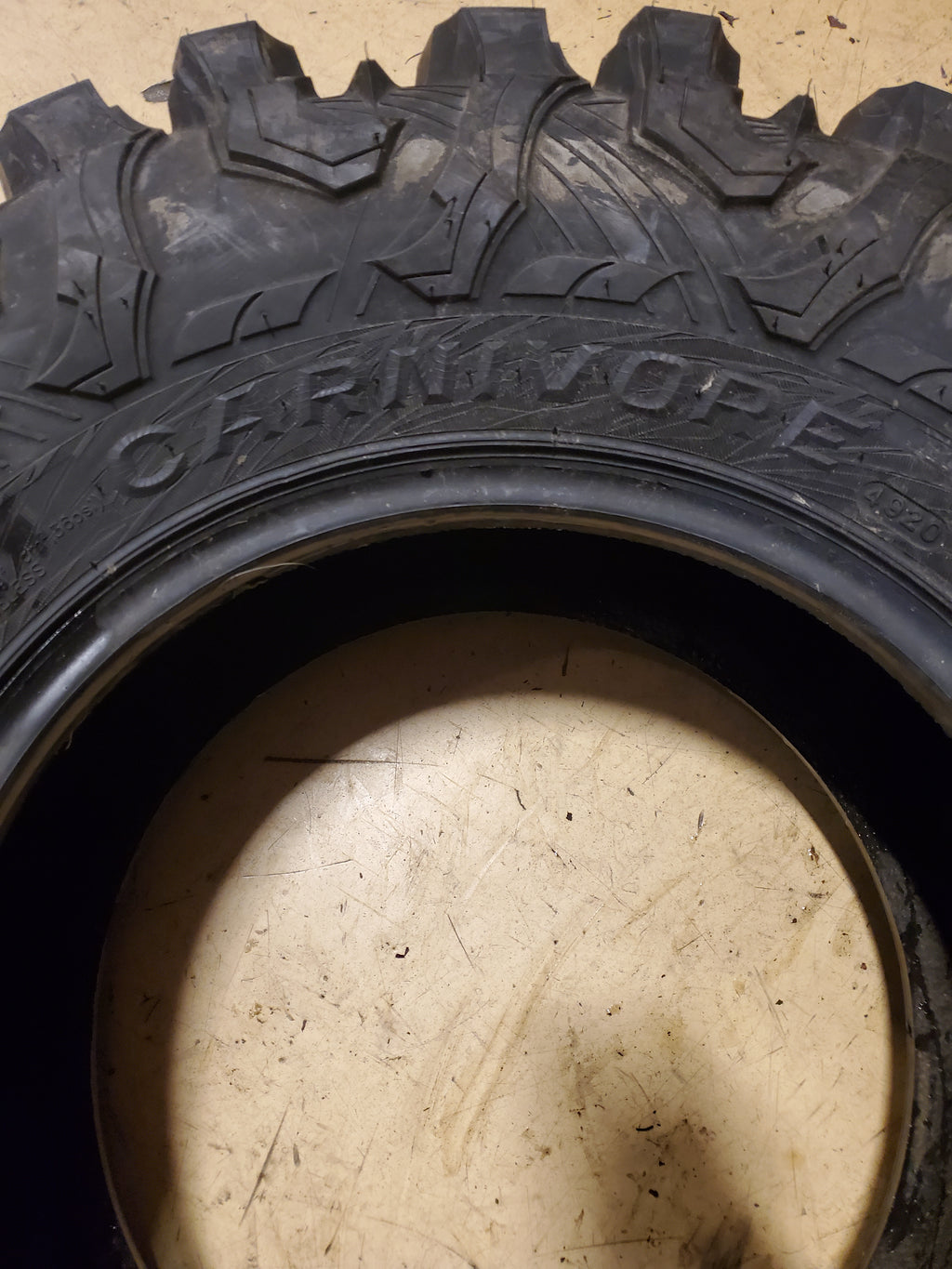 NOS MAXXIS ML1 CARNIVORE BSW 28 10 14 8PLY ATV/UTV TIRE TM00105300