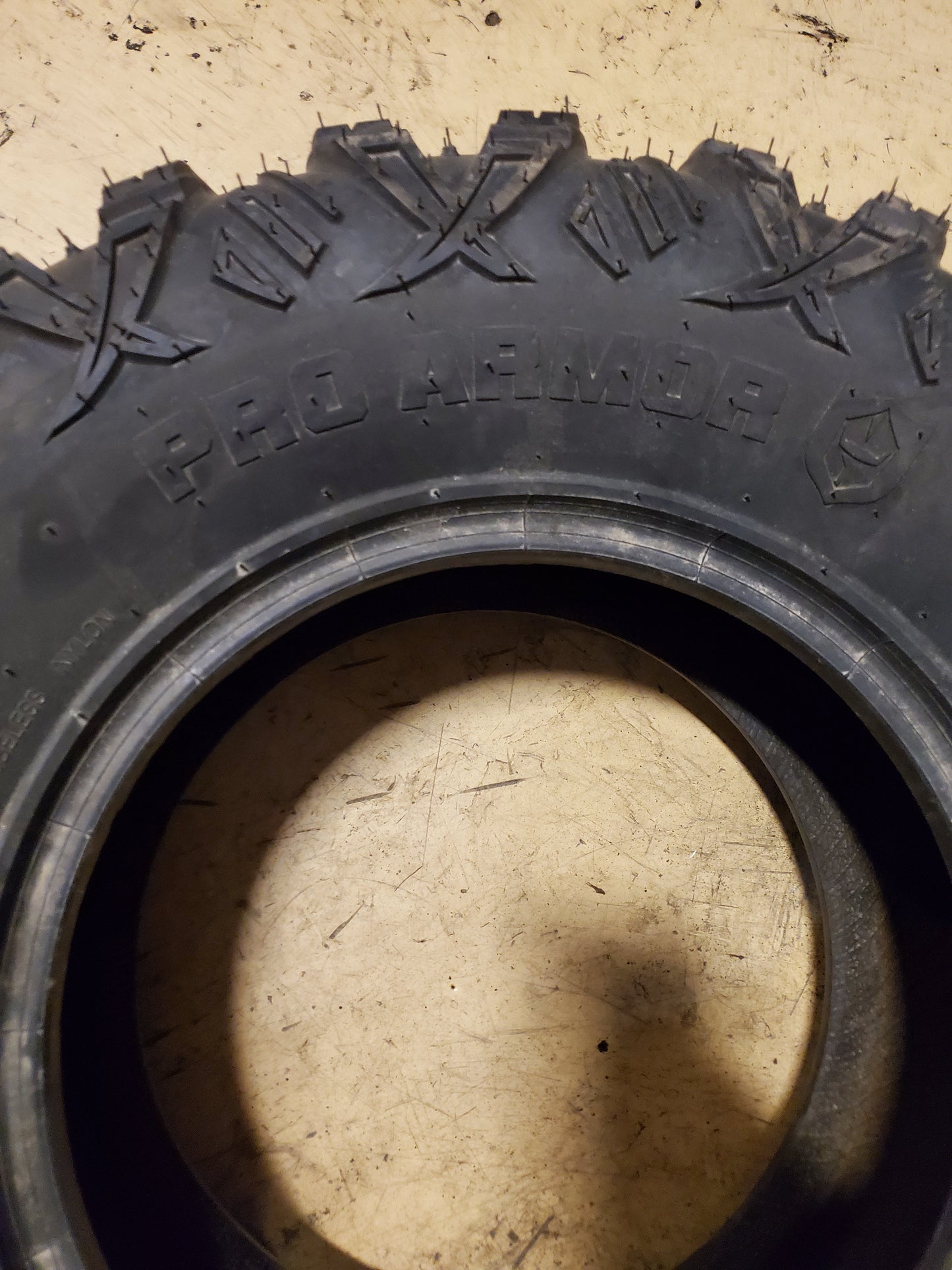 PRO ARMOR CRAWLER Y BSW 25 9.5 12 6PLY ATV/UTV TIRE T259512YTCR