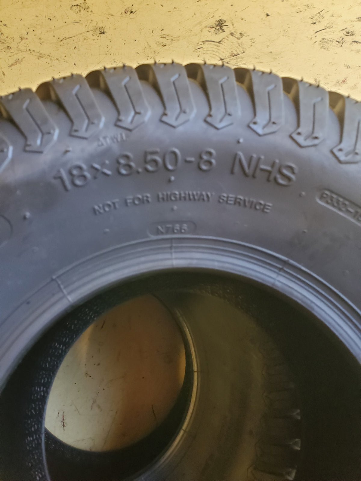 WANDA N766 BSW 18 8.5 8 4PLY LAWN MOWER TIRE T188508009