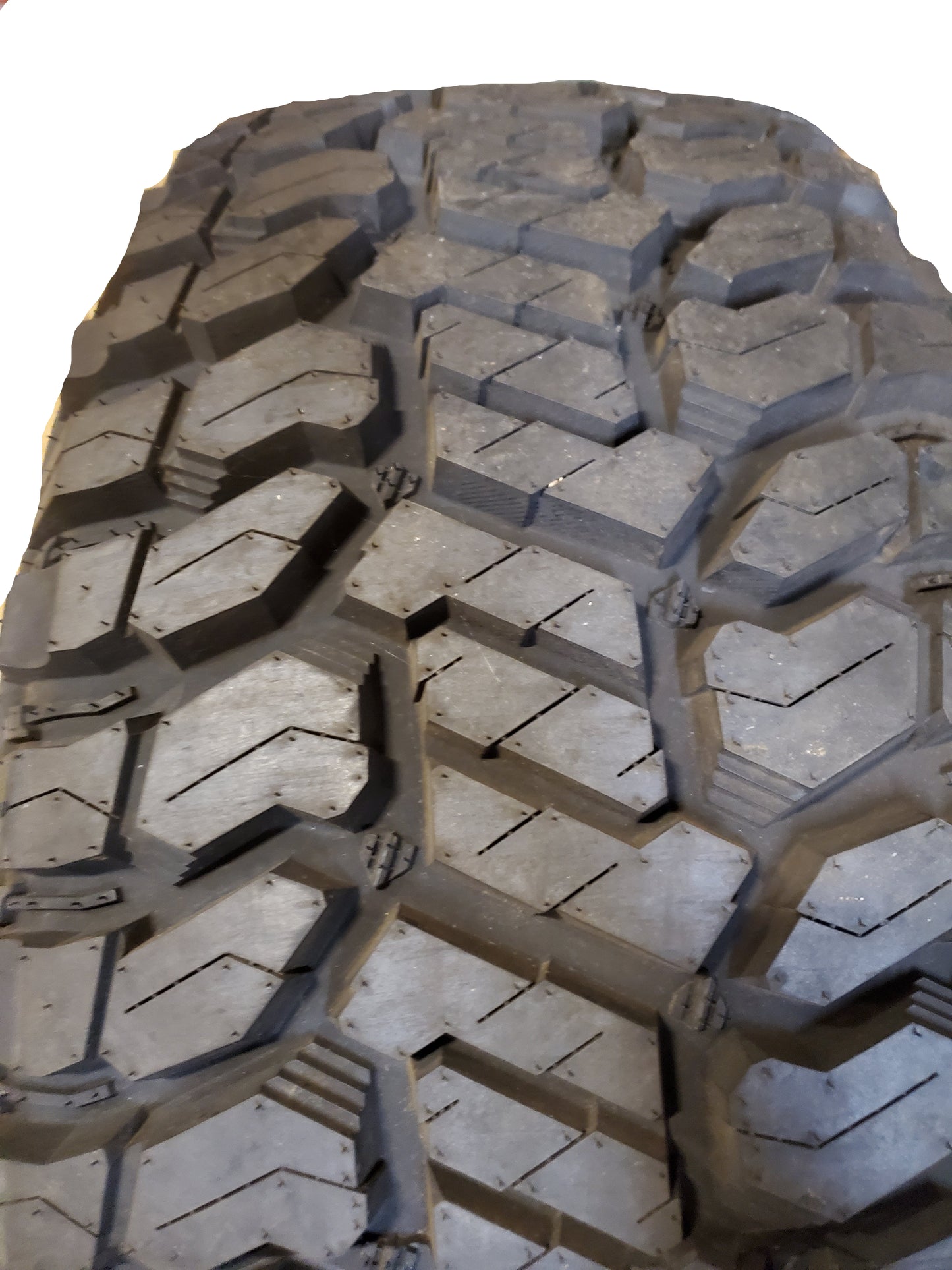 RADAR RENEGADE R/T BSW LT 35 12.5 17 121Q 12PLY RUGGED TIRE RASYTH0115