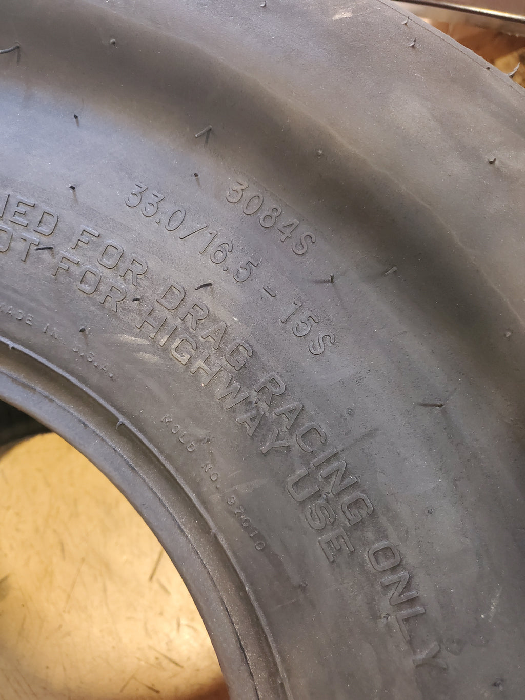 NOS MICKEY THOMPSON ET DRAG BSW 33 16.5 15S DRAG TIRE 106" 250962