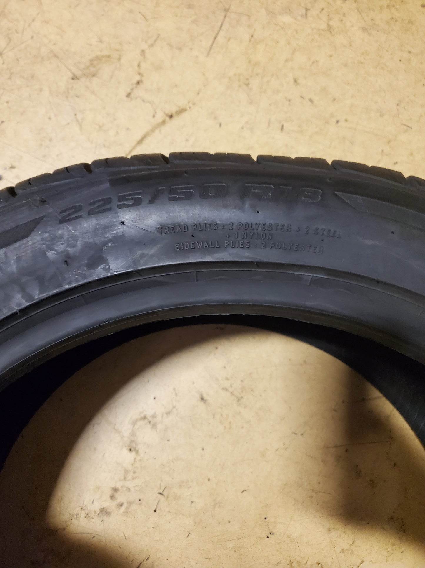 BFGOODRICH ADVANTAGE CONTROL ALL SEASON BSW P 225 50 18 95H TIRE 49333