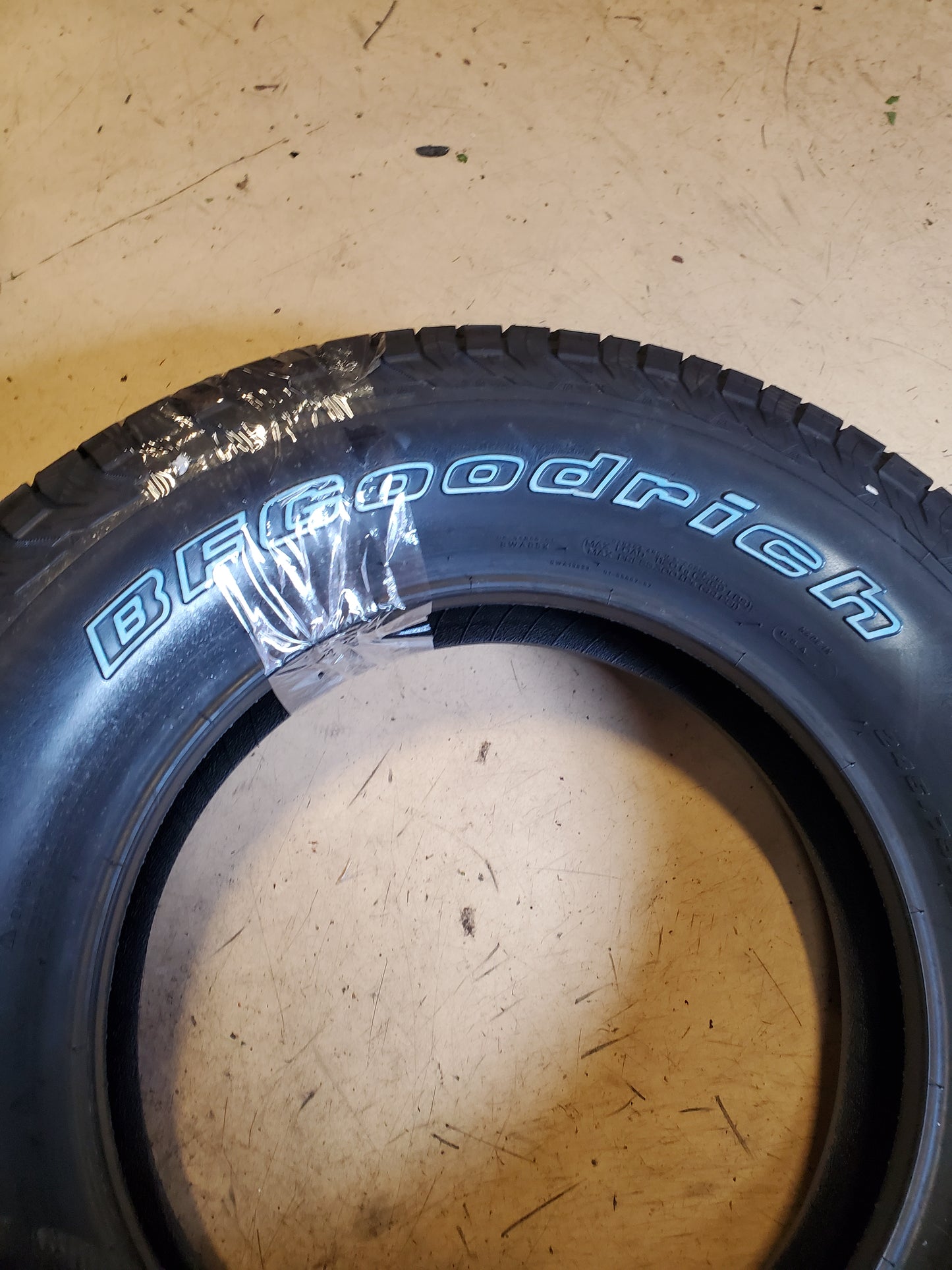 BFGOODRICH TRAIL-TERRAIN T/A OWL P 245 75 17 112T ALL SEASON TIRE 06073