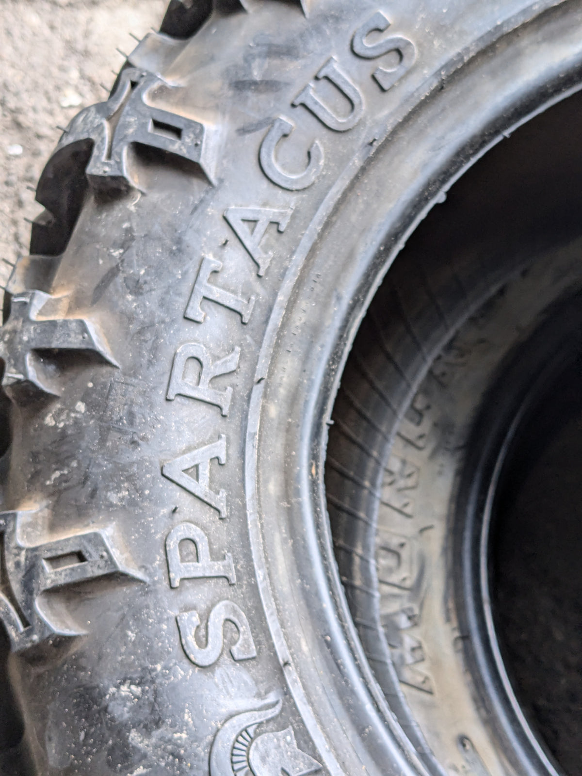 NOS GBC SPARTACUS BSW AT 27 9 14 8 PLY ATV/UTV TIRE AE142709SP