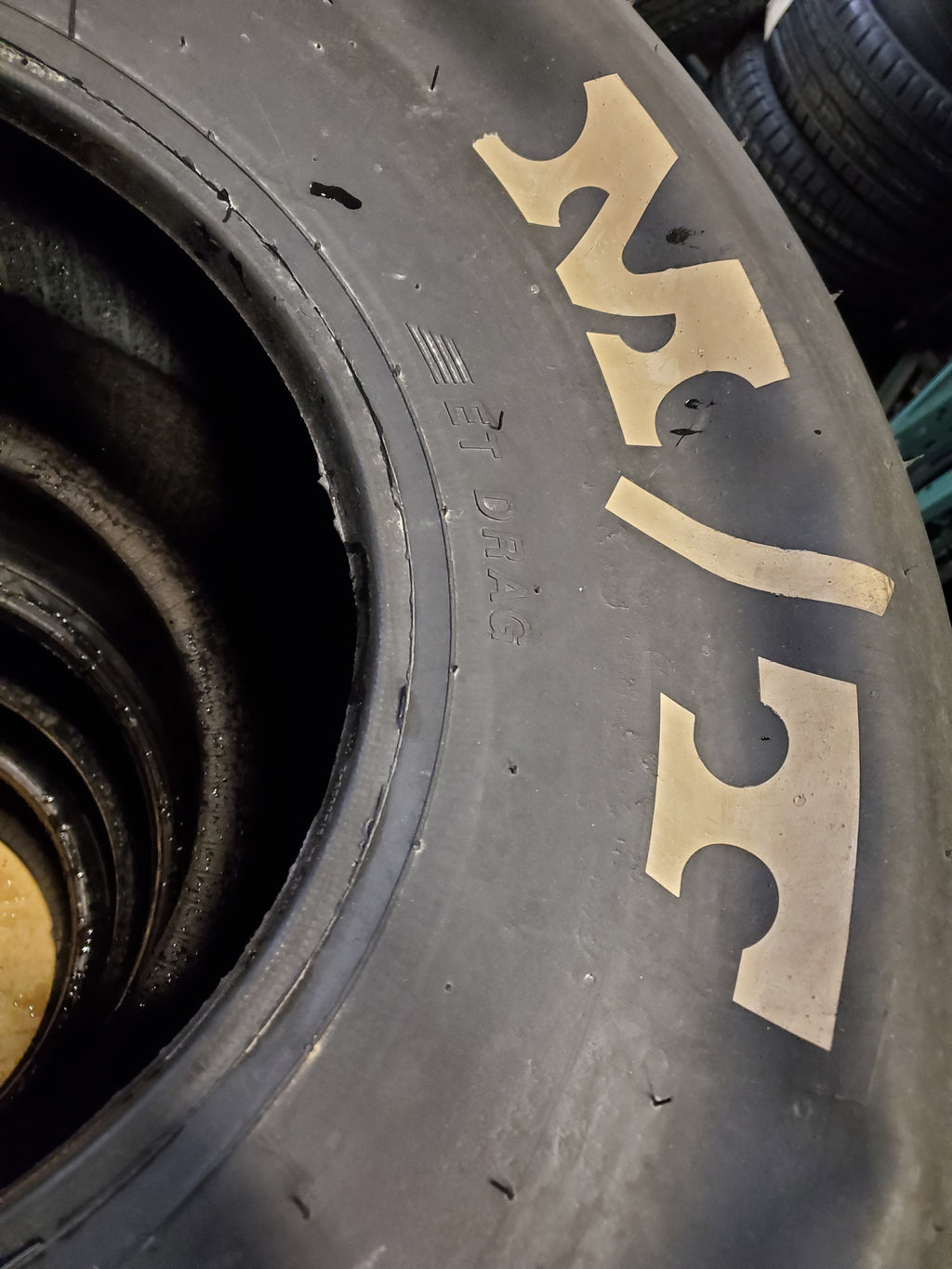 MICKEY THOMPSON ET DRAG WL 33 15 15S RACING TIRE 250526