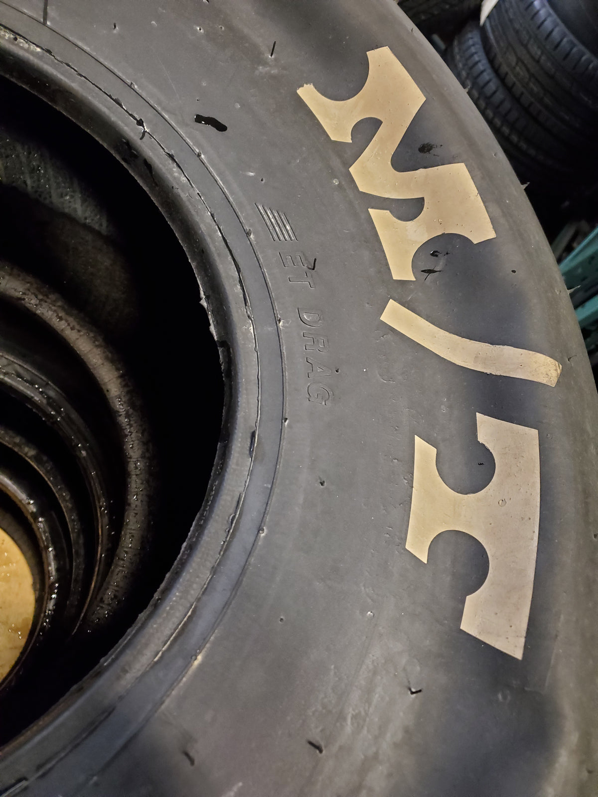 MICKEY THOMPSON ET DRAG WL 33 15 15S RACING TIRE 250526