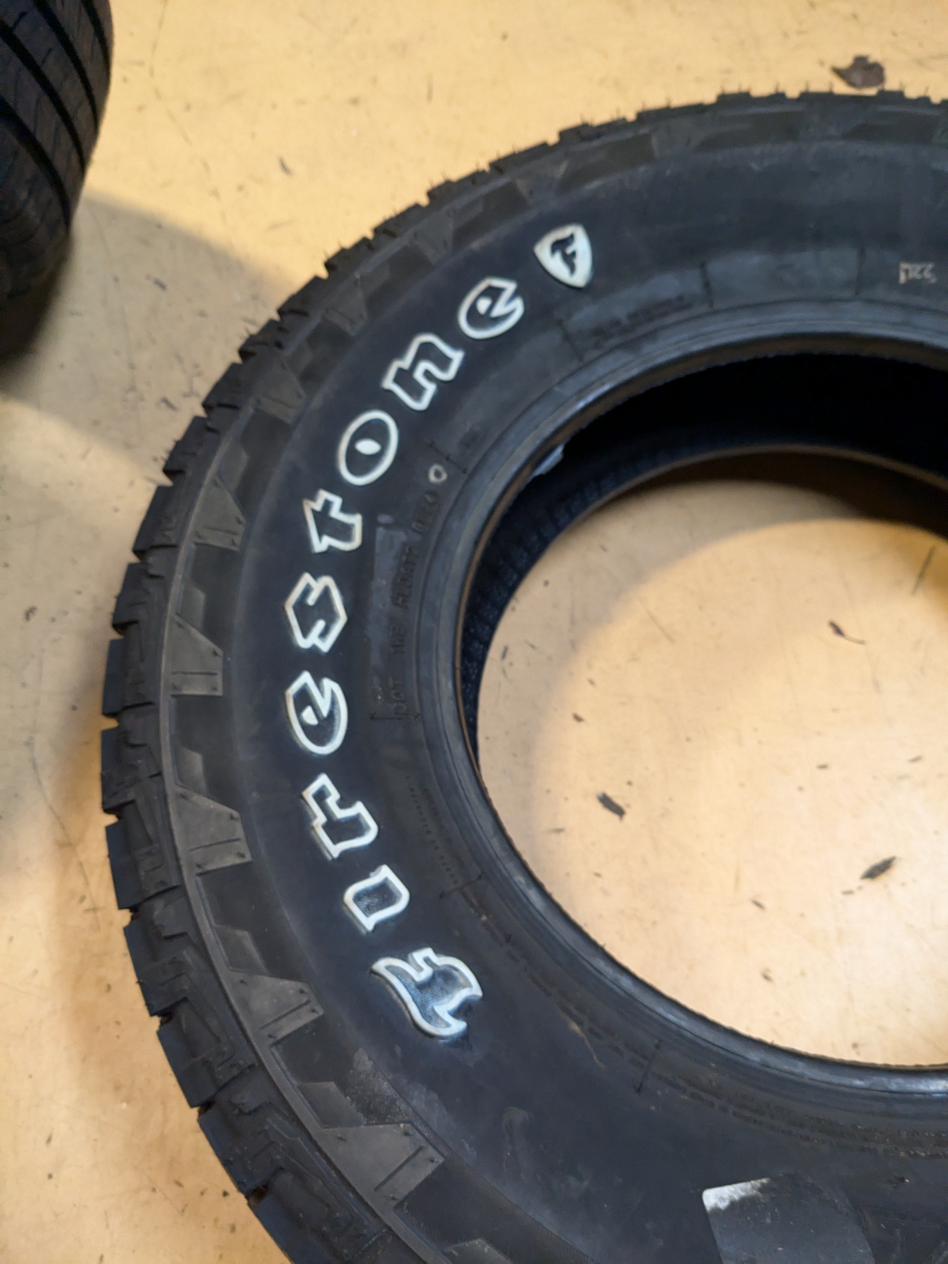 FIRESTONE DESTINATION A/T2 RWL P 235 75 15 105S SL ALL TERRAIN TIRE 014043