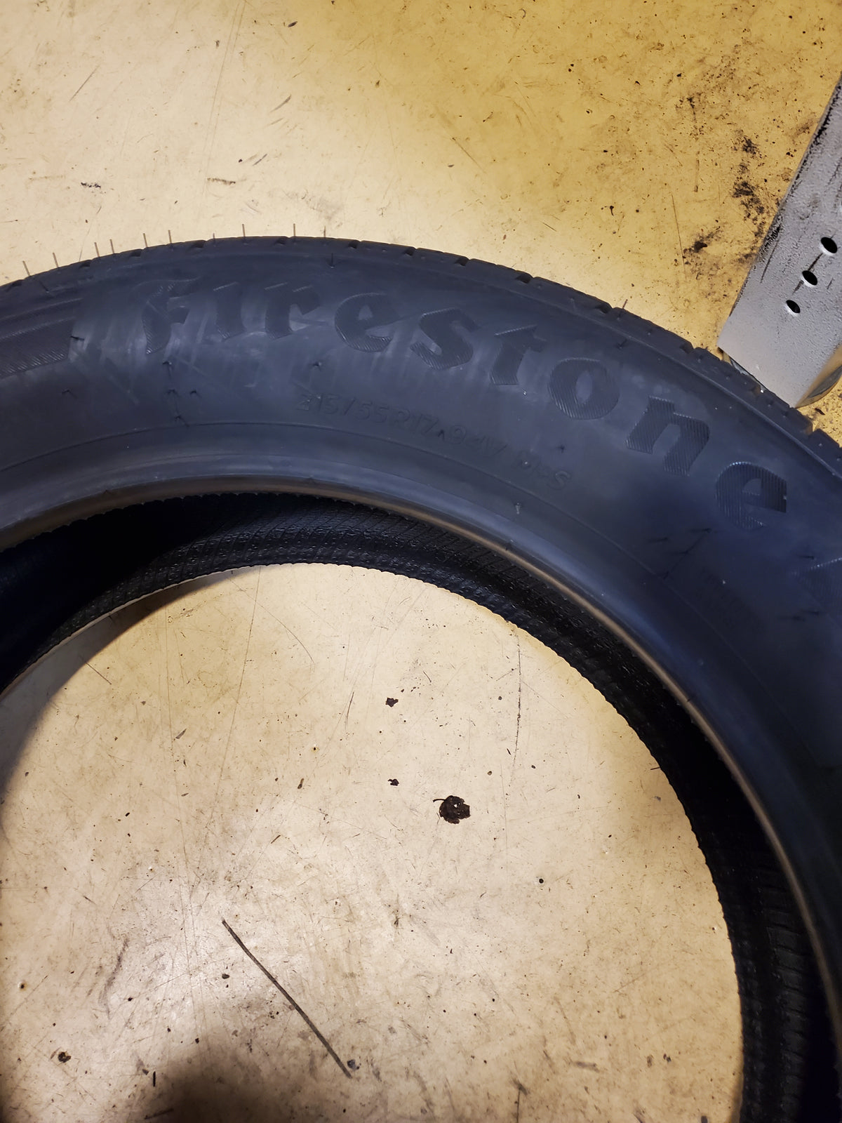 FIRESTONE FIREHAWK A/S V2 BSW P 215 55 17 94V UHP TIRE 008230