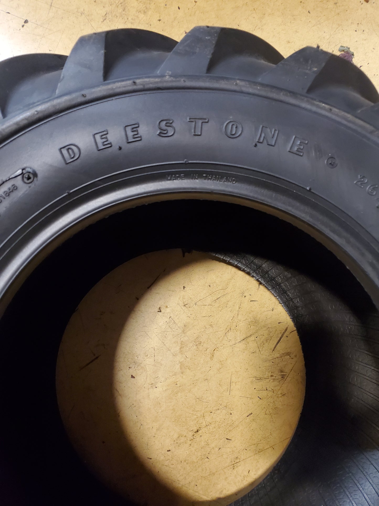 DEESTONE D405 BSW 26 12 12 4PLY LAWN TIRE DS5251