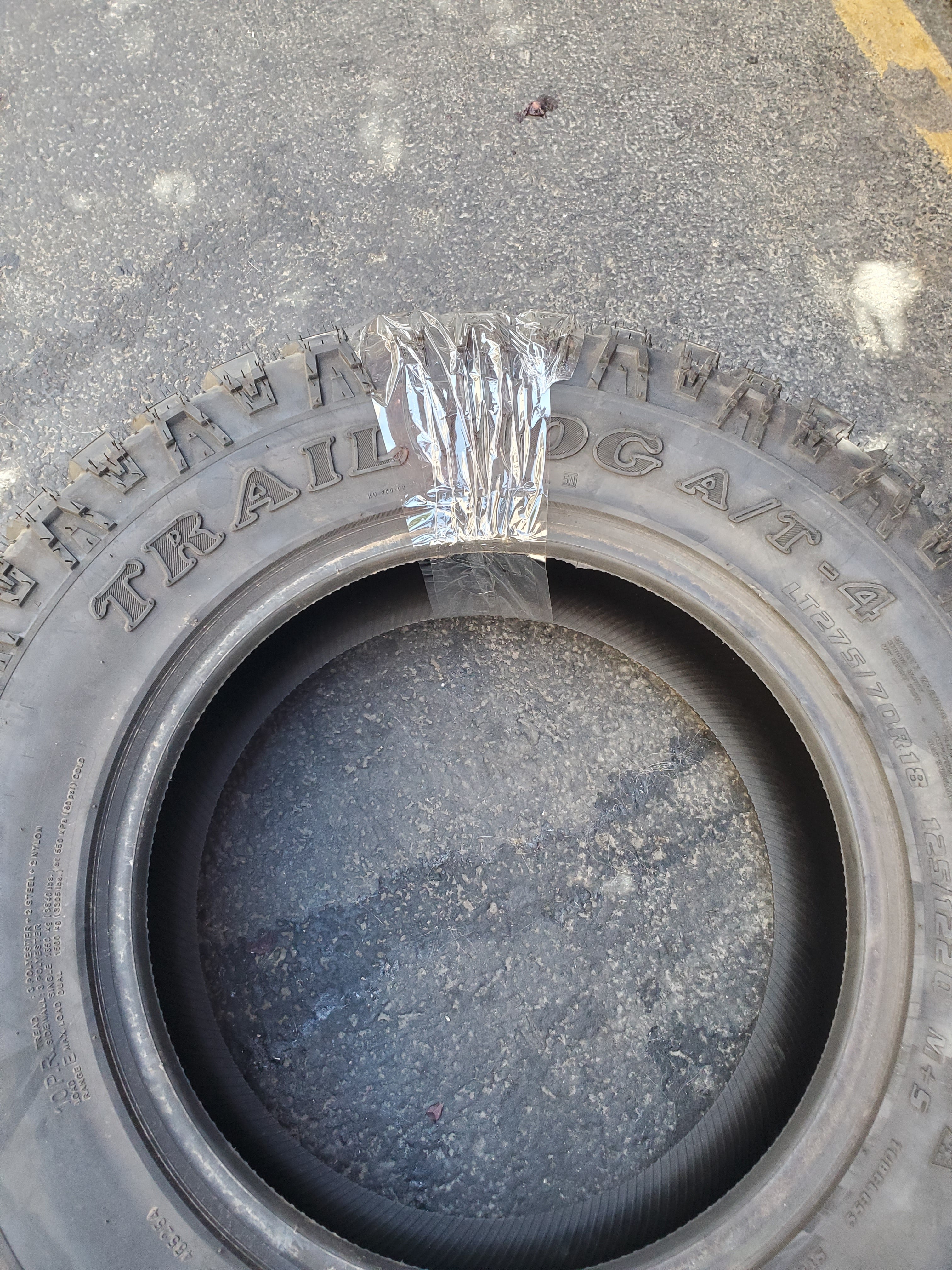 (TODO) KANATI TRAIL HOG A/T-4 BSW LT 275 70 18 125/122Q 10PLY ALL TERRAIN TIRE LTH1827570E