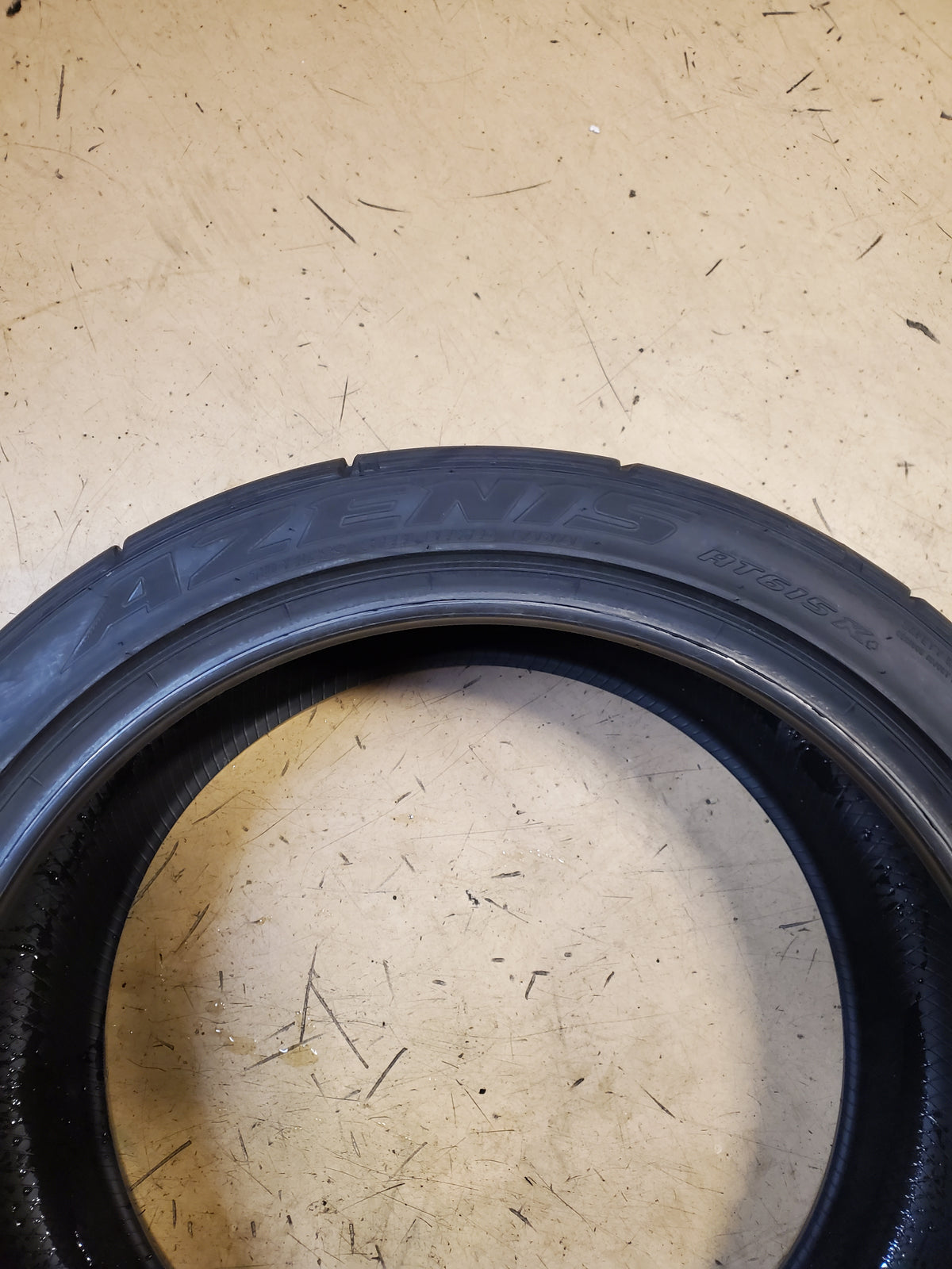 FALKEN AZENIS RT-615K+ BSW P 235 40 18 95W UHP TIRE 28537681