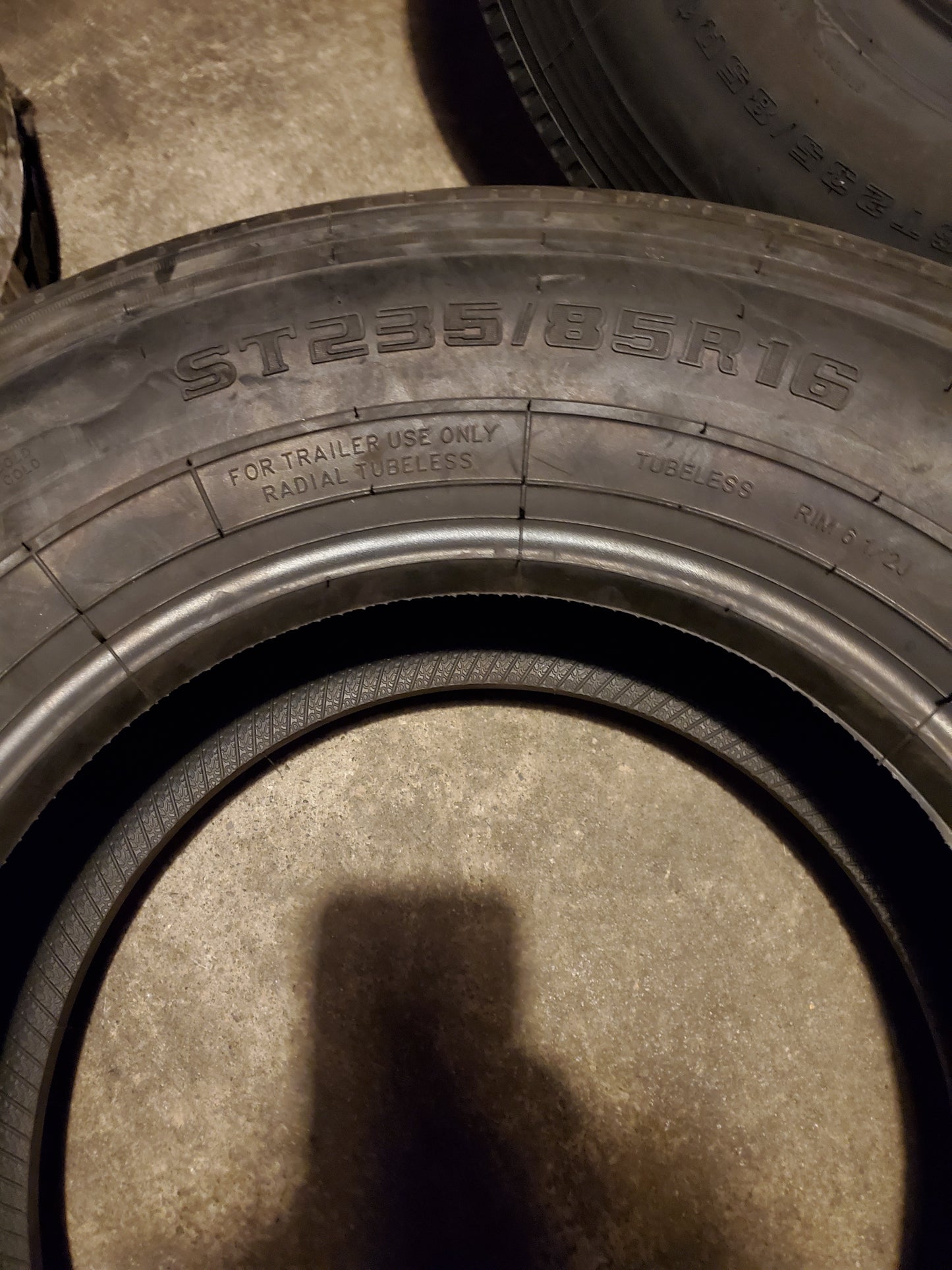 CARLSTAR CSL16 BSW ST 235 85 16 132M 14PLY TRAILER TIRE 6H08111