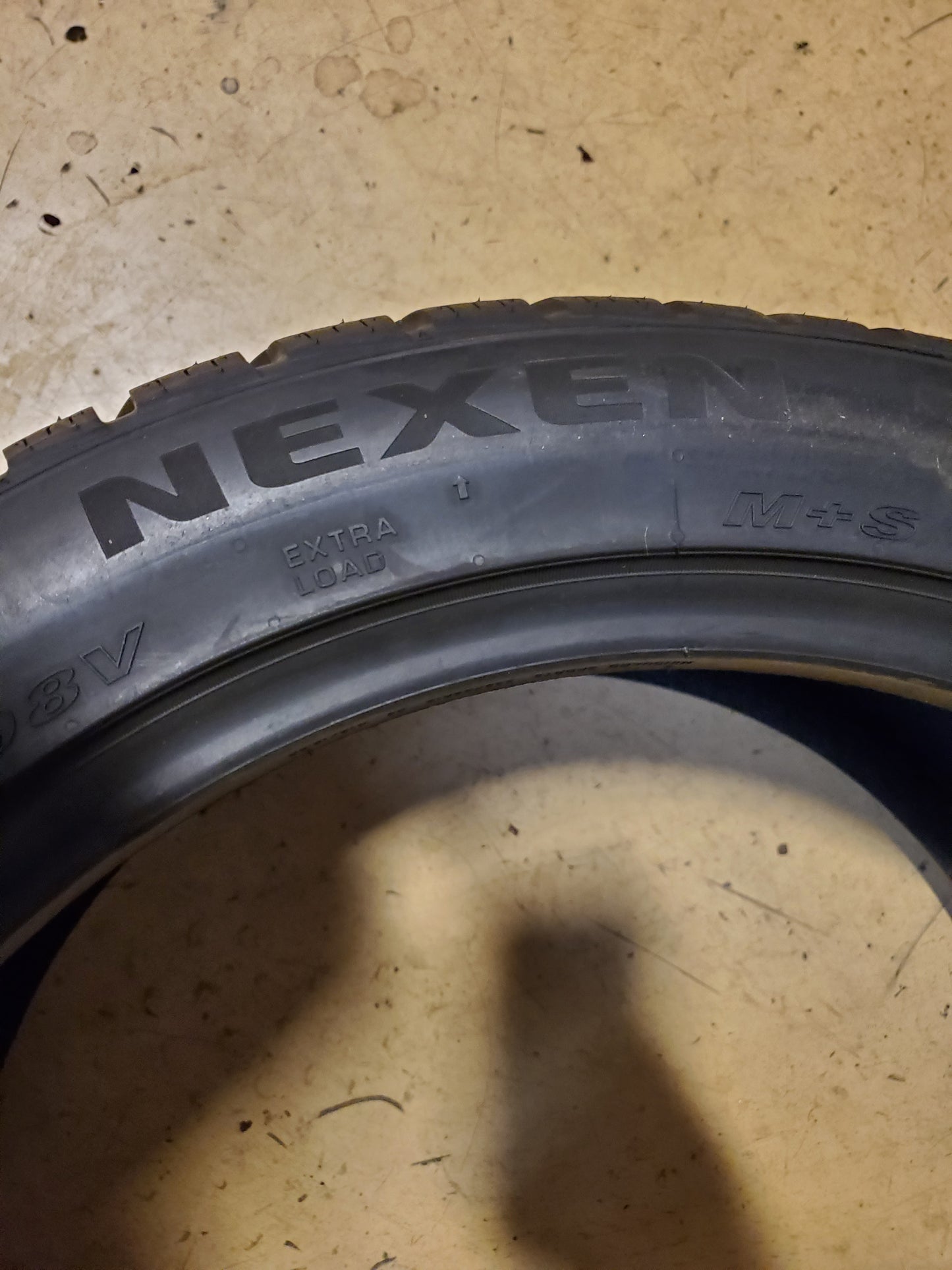 NEXEN WINGUARD SPORT 2 BSW P 235 45 18 98V XL WINTER TIRE 15477NXK