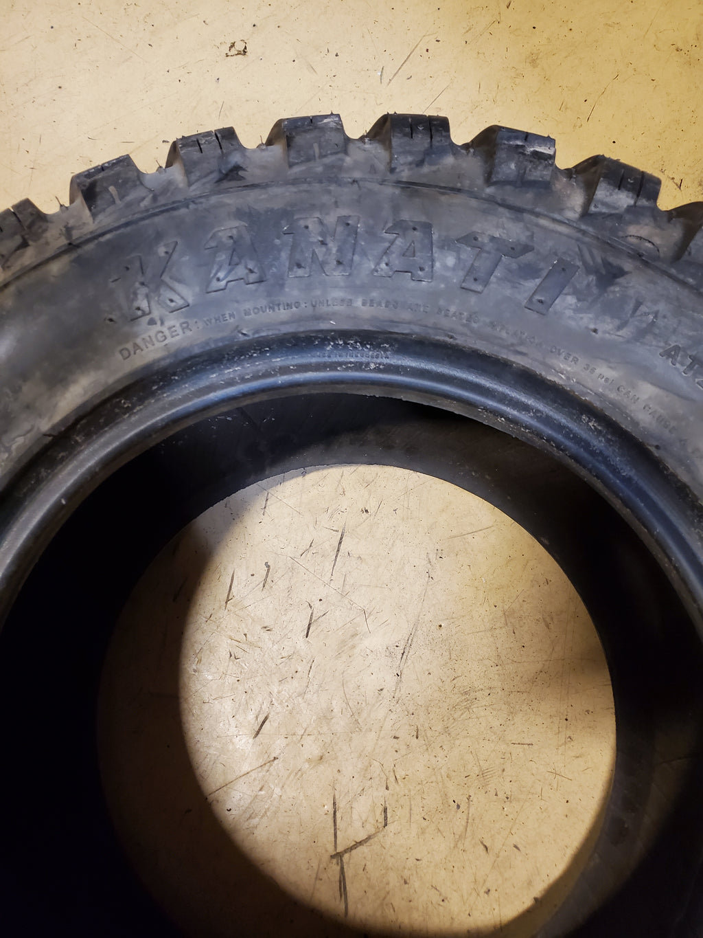 KANATI MONGREL BSW AT 28 10 14 10PLY ATV/UTV TIRE AM142810MG