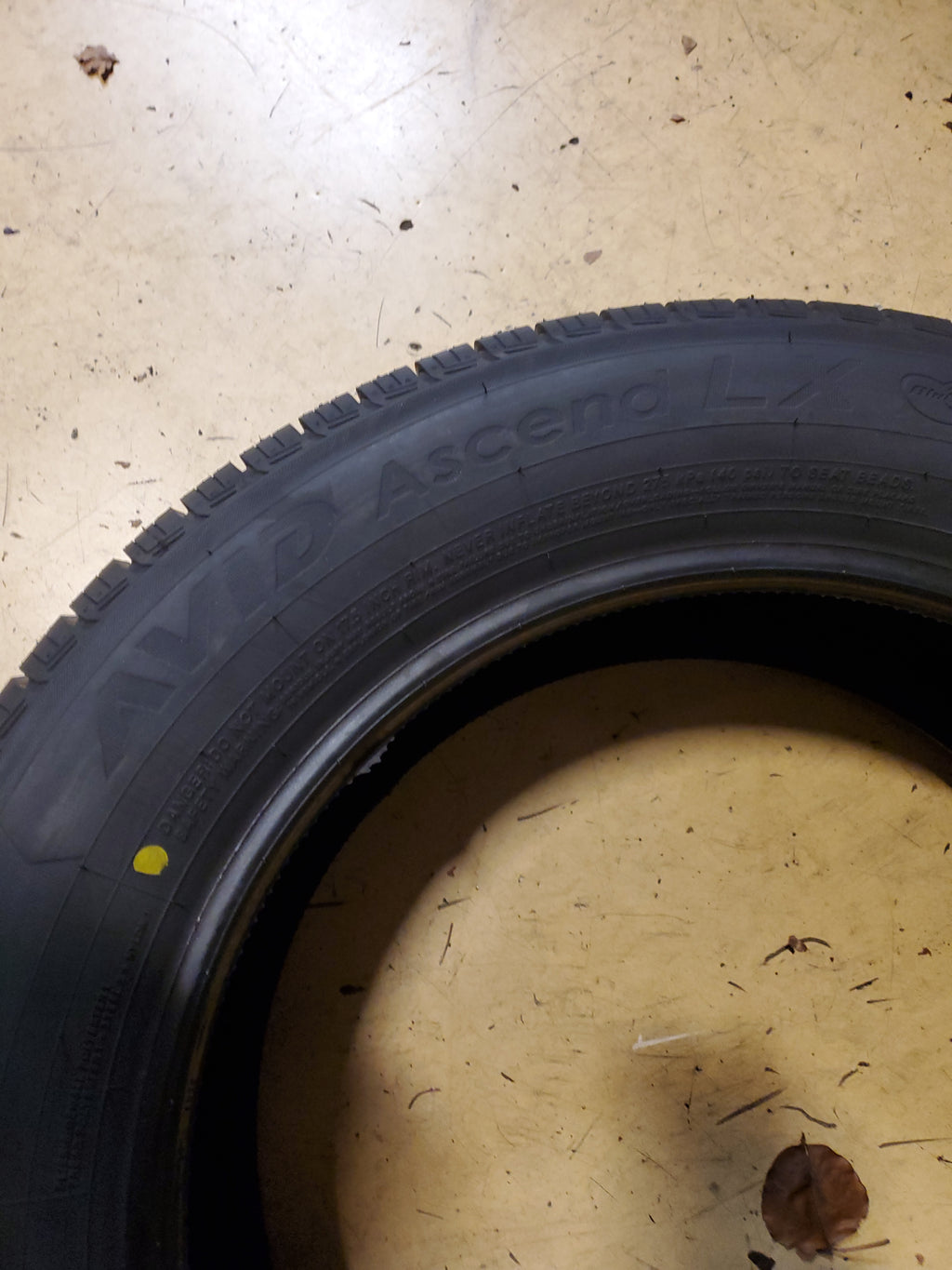 YOKOHAMA AVID ASCEND LX BSW P 215 60 17 96H ALL SEASON TIRE 110132824