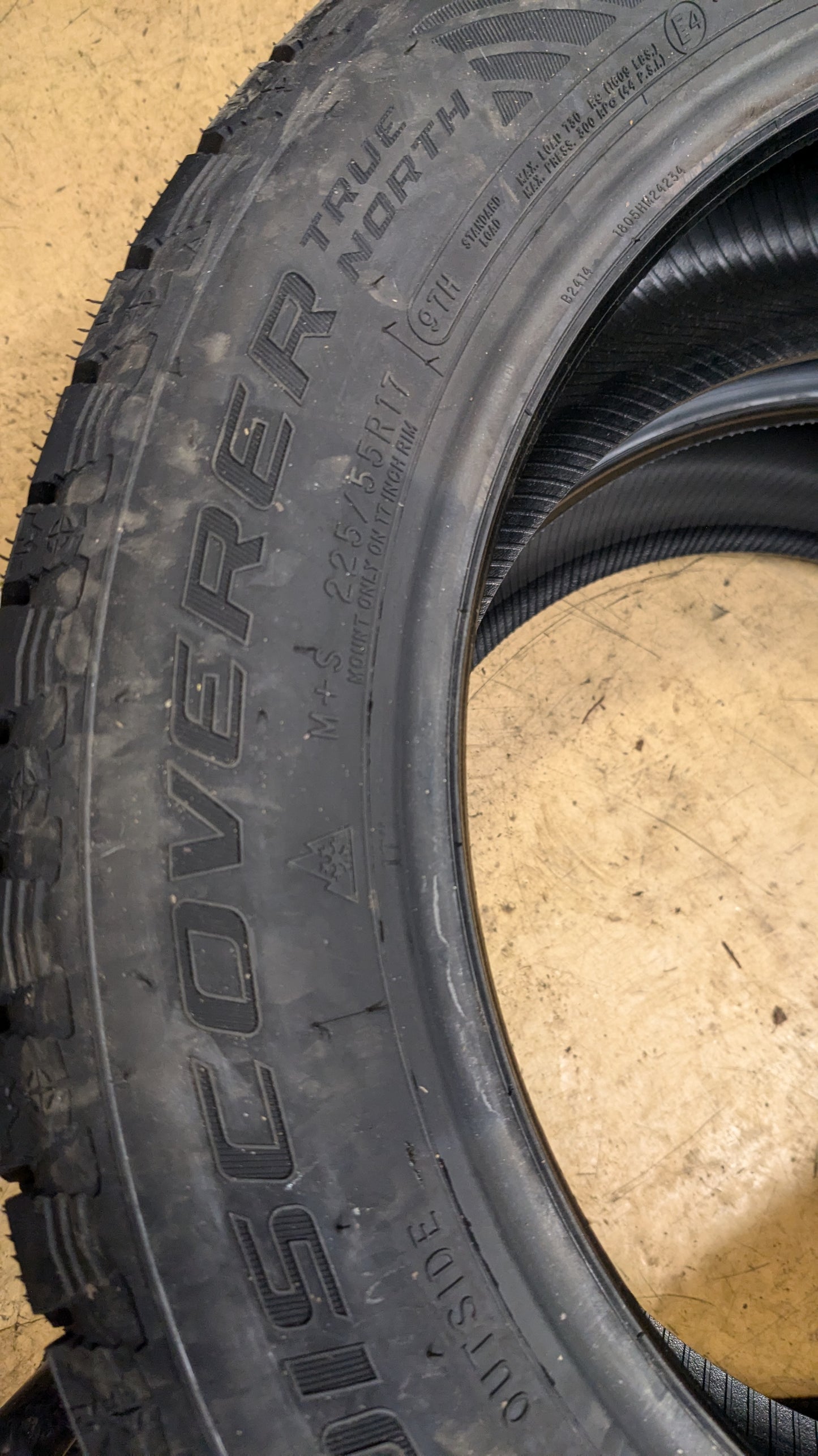 COOPER DISCOVERER TRUE NORTH BSW P 225 55 17 97H WINTER TIRE 166182004