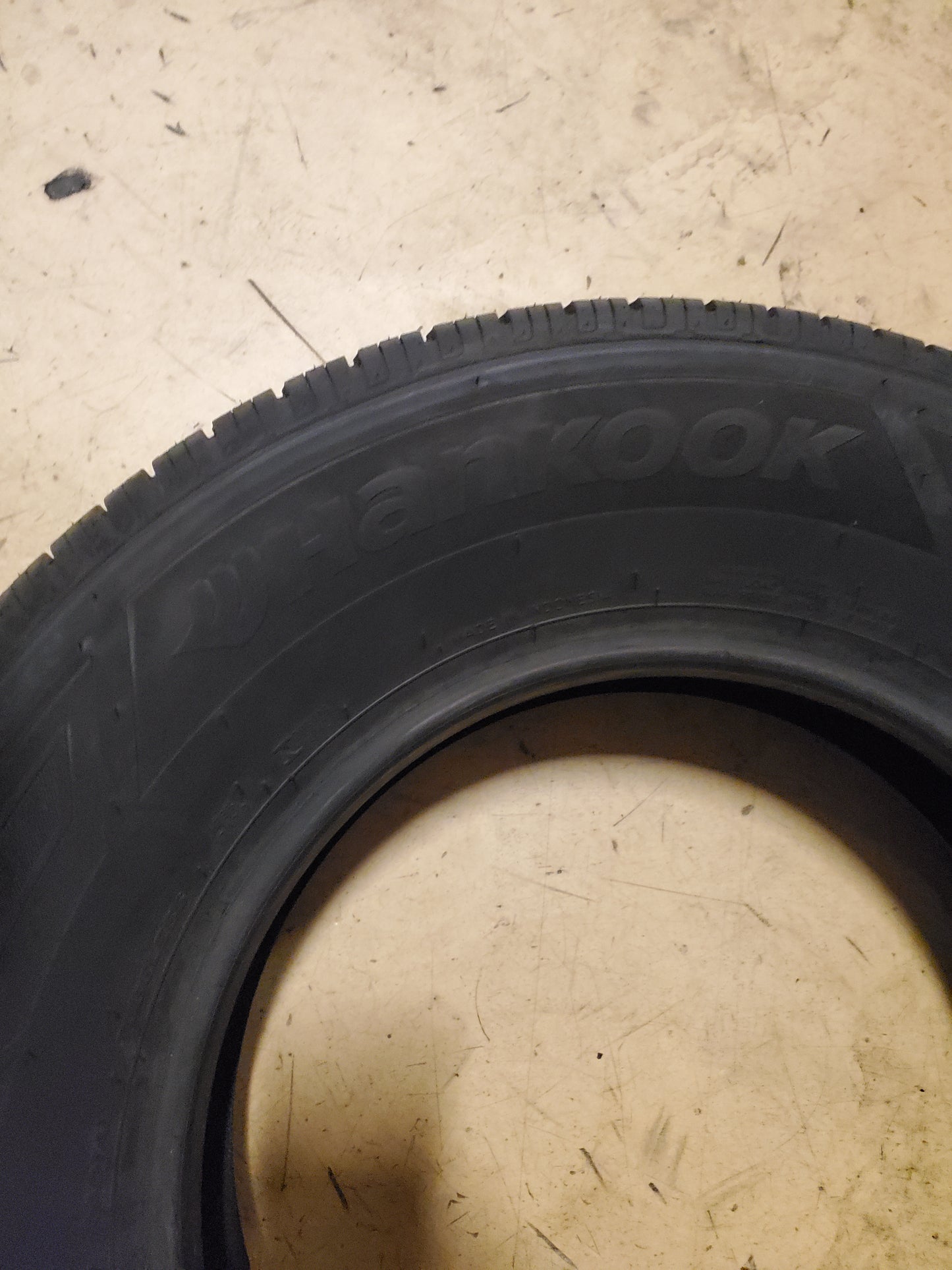 HANKOOK KINERGY ST BSW P 195 75 14 92T ALL SEASON TIRE 1022039