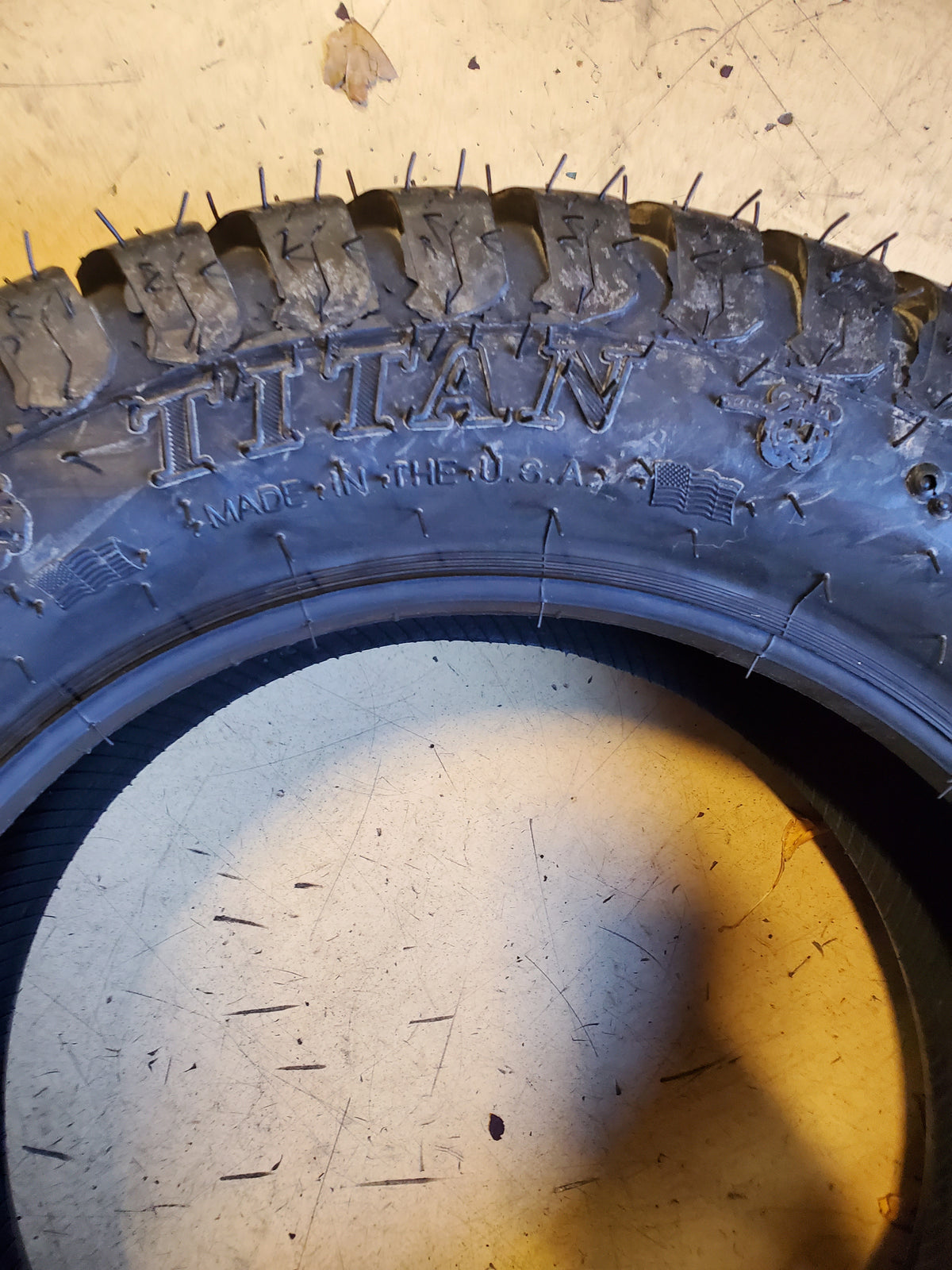 TITAN MULTI TRAC C/S BSW 24 8.5 14 4PLY LAWN TIRE 474324