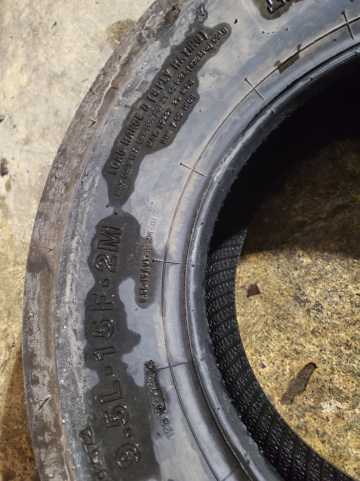 HARVEST KING FRONT FARM 4R BSW  9.5 15 8PLY TRAILER TIRE HK4R31