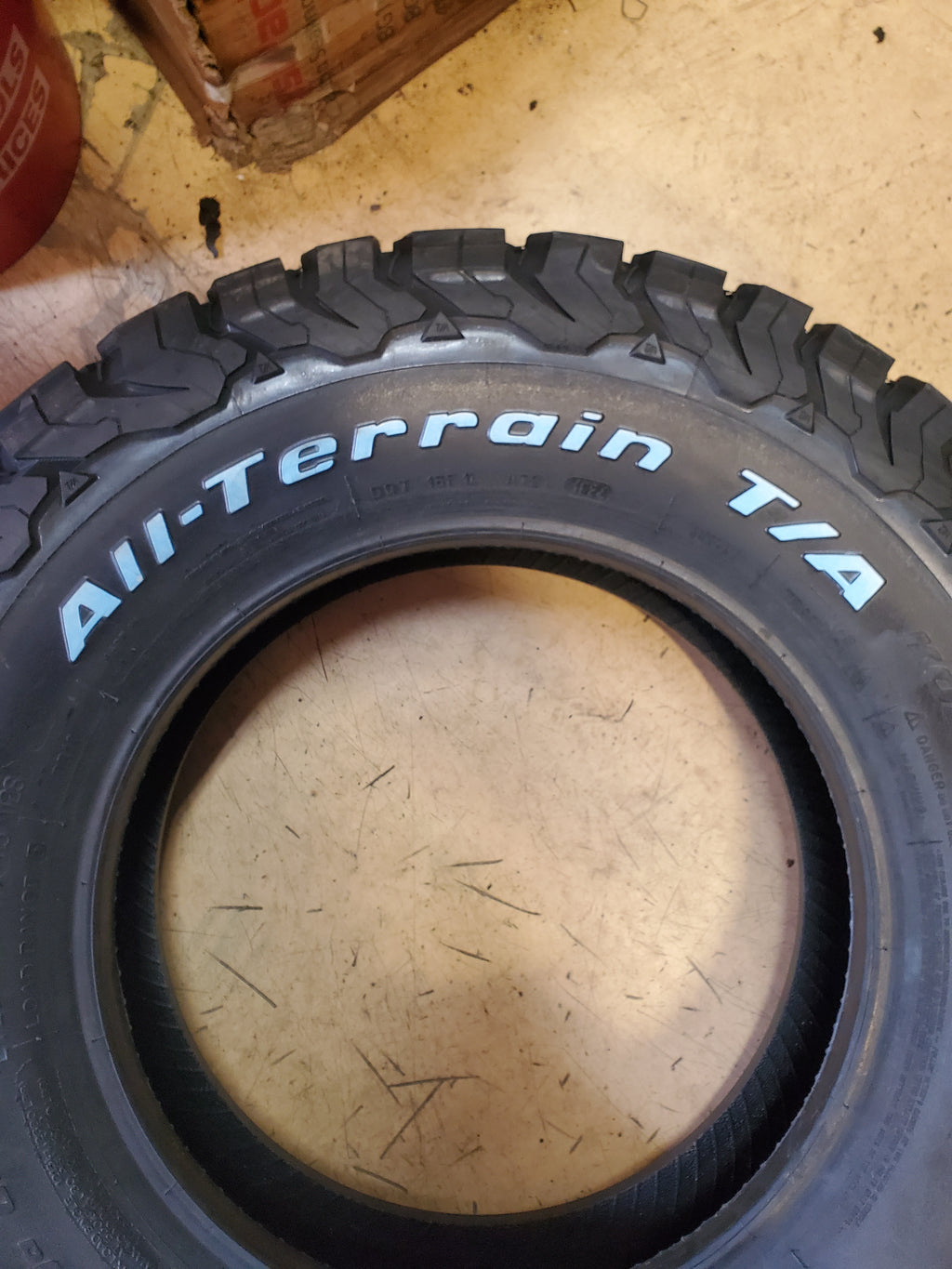 BFGOODRICH ALL-TERRAIN T/A KO2 BSW LT 225 75 16 115/112S 10PLY TIRE 37527