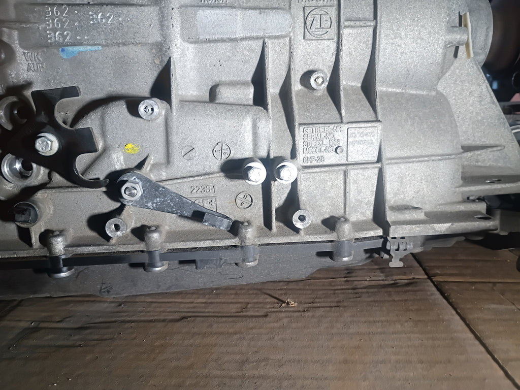 USED TRANSMISSION ASSY. 10-12 XF XJ 5.0 AUTOMATIC 9X23-7000-CE