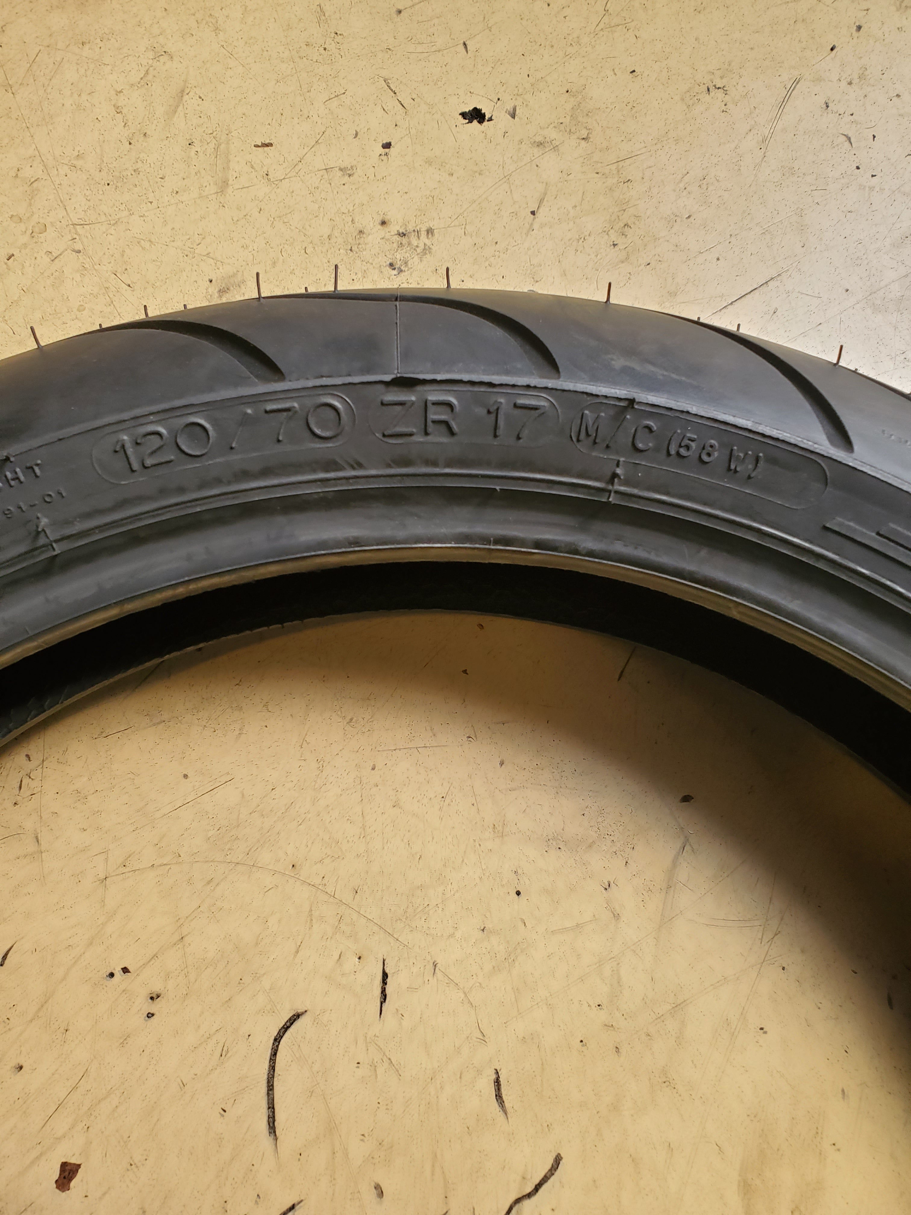 MICHELIN PILOT POWER 2CT BSW 120 70 17 58W FRONT MOTORCYCLE TIRE 03010081