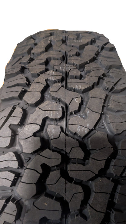 BFGOODRICH ALL TERRAIN T/A KO2 BSW LT 255 75 17 111/108S 6PLY  TIRE 11450