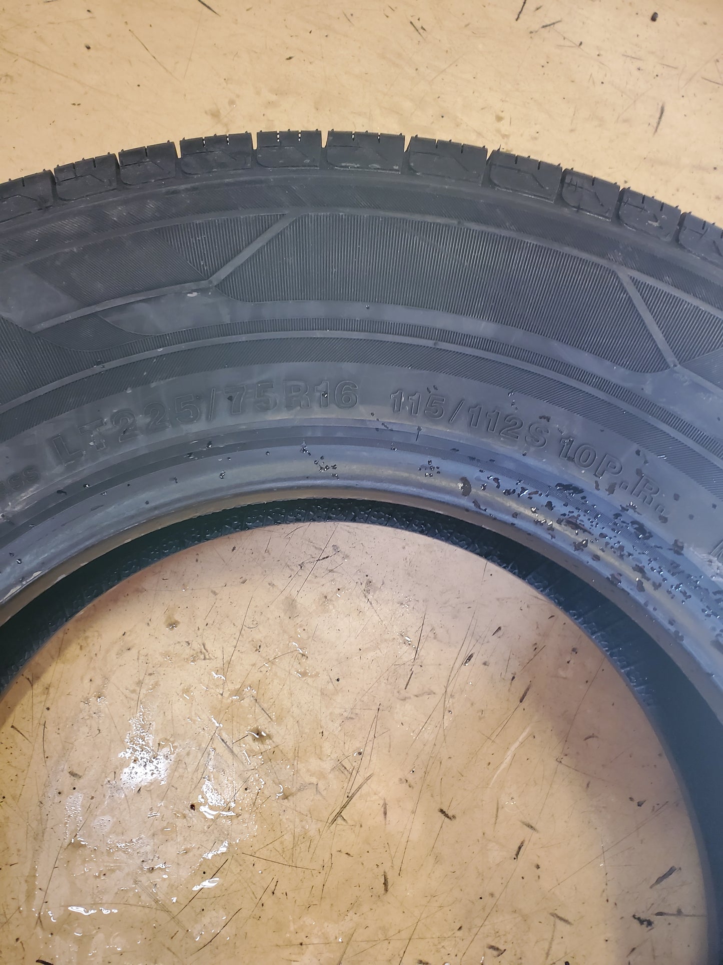 ARROYO ECO PRO H/T BSW LT 225 75 16 115/112S 10PLY HIGHWAY TIRE AEP042