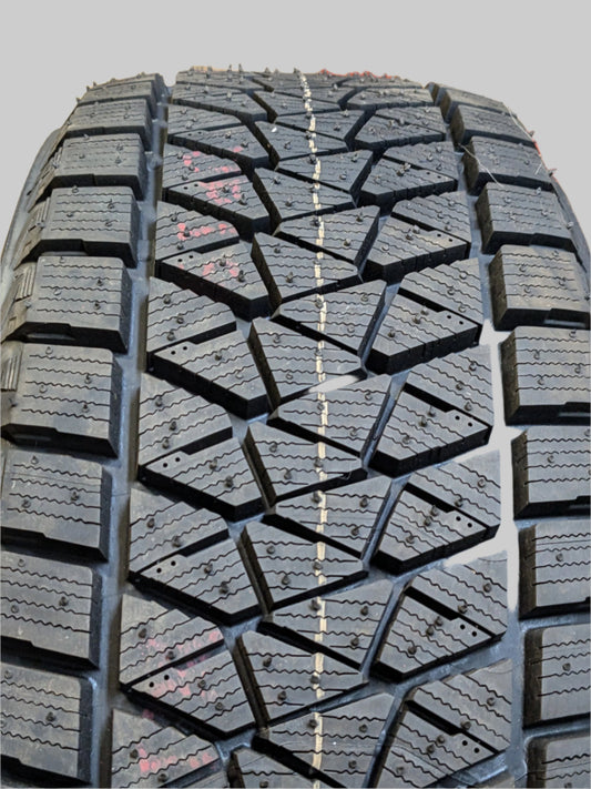 BRIDGESTONE BLIZZAK DM-V2 P 225 60 17 99S SNOW WINTER TIRES 004300